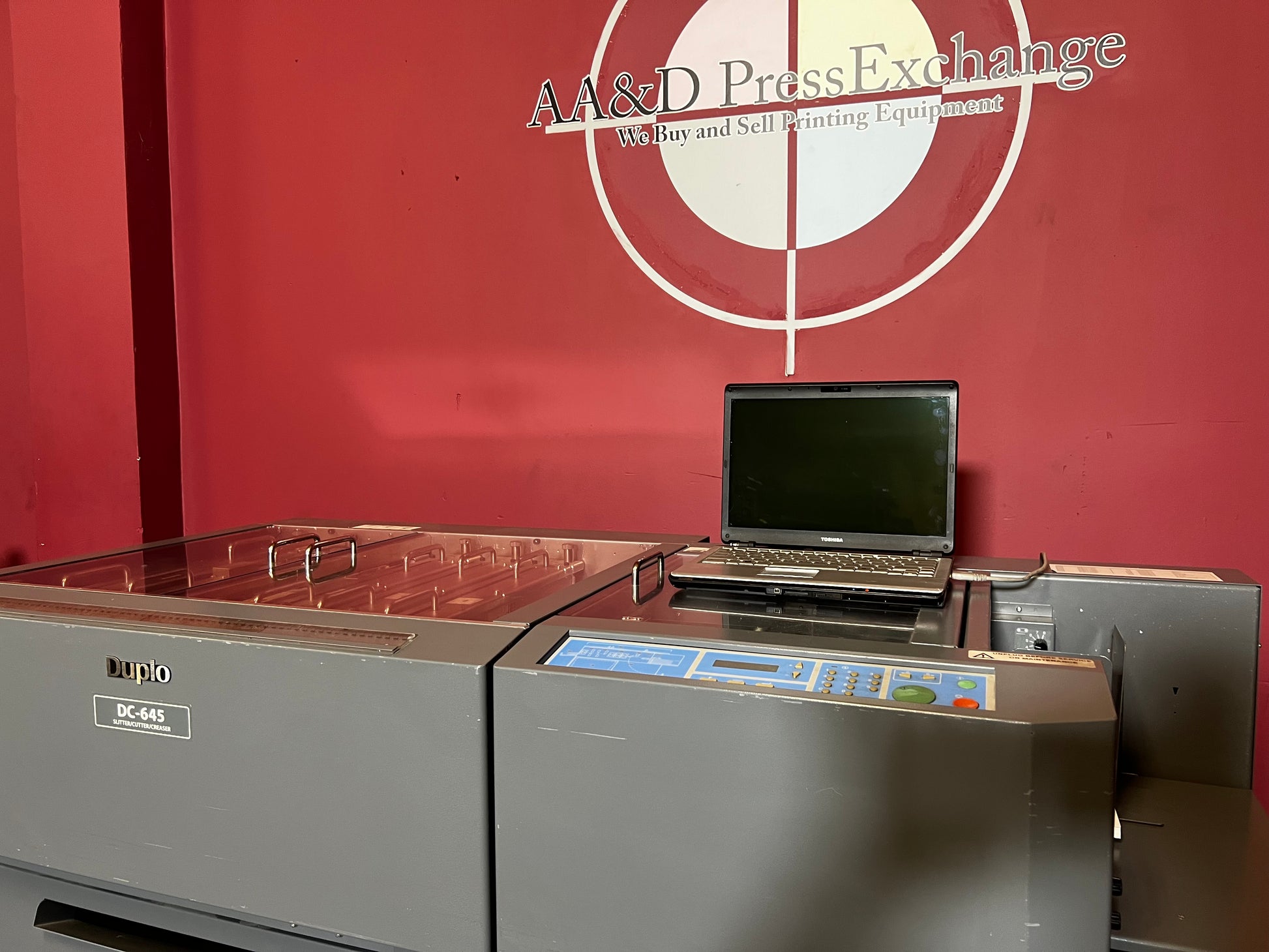 Used Duplo DC-645 Slitter Cutter Creaser detailed shot of touchscreen and job memory panel – AA&D PressExchange