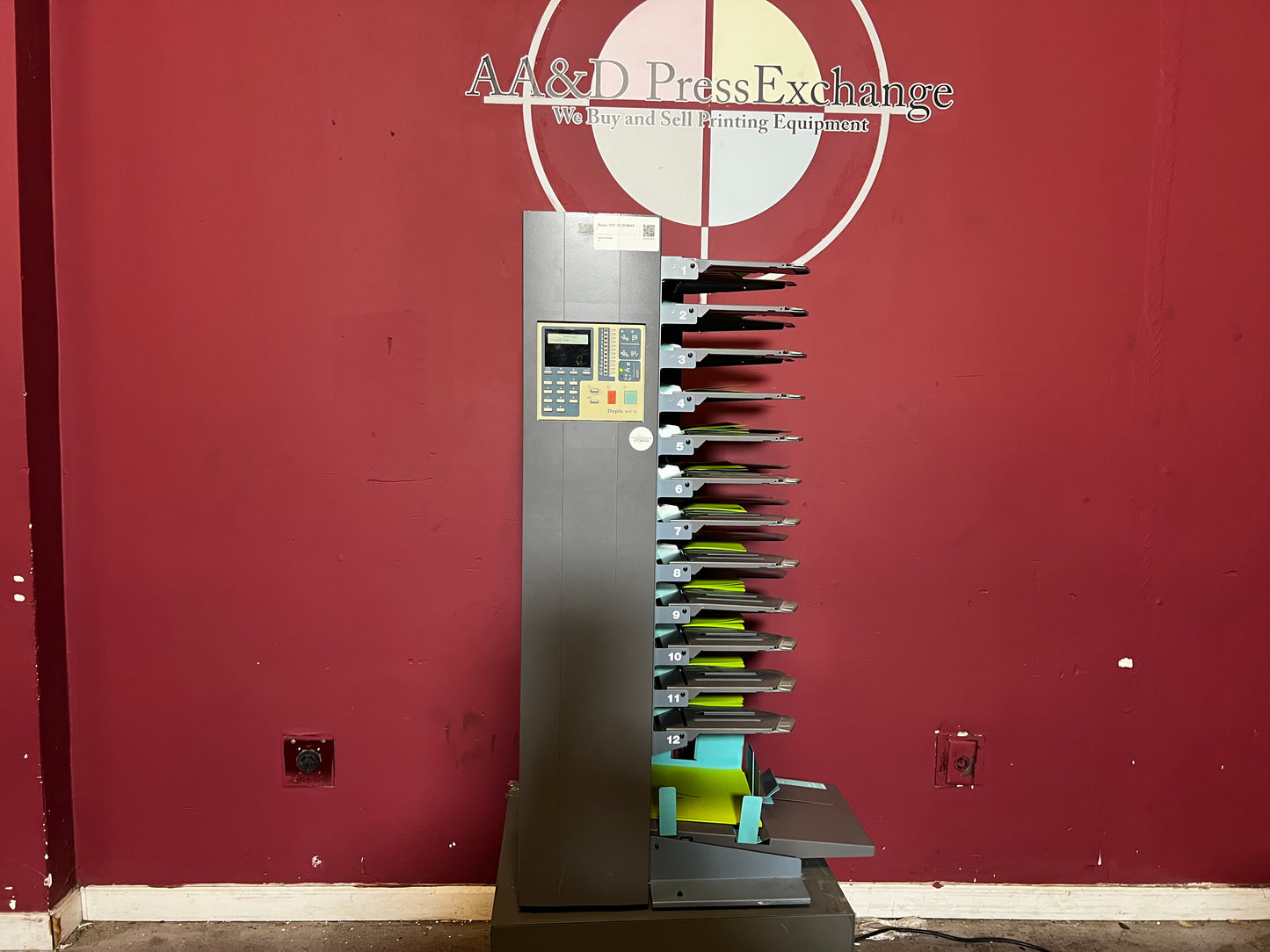 Used Duplo DFC-12 Paper Collator Bin Alignment Close-Up – AA&D PressExchange