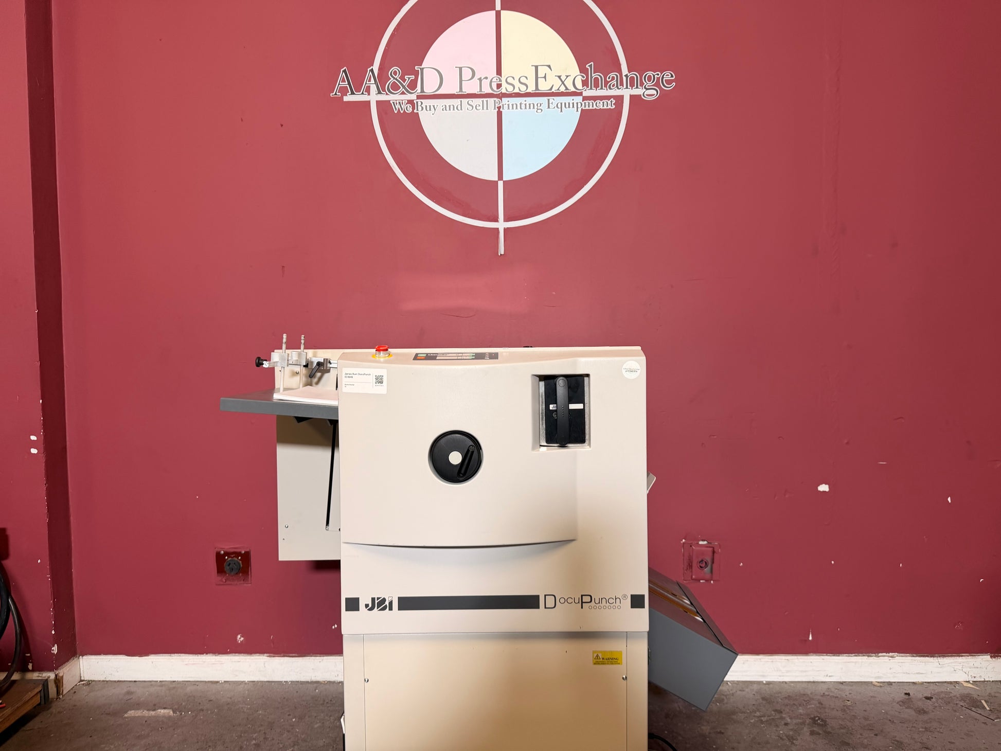 Used James Burn P33 DocuPunch 4:1 Die top-down machine view – AA&D PressExchange