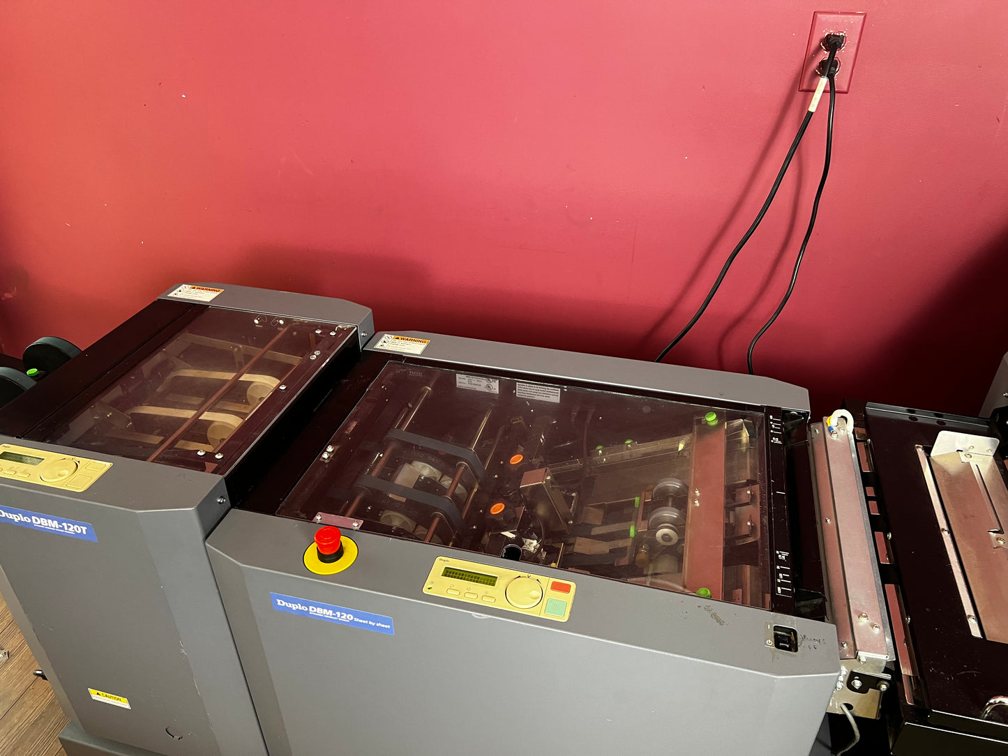 Used Duplo DBM-120 booklet maker folded booklet output – AA&D PressExchange