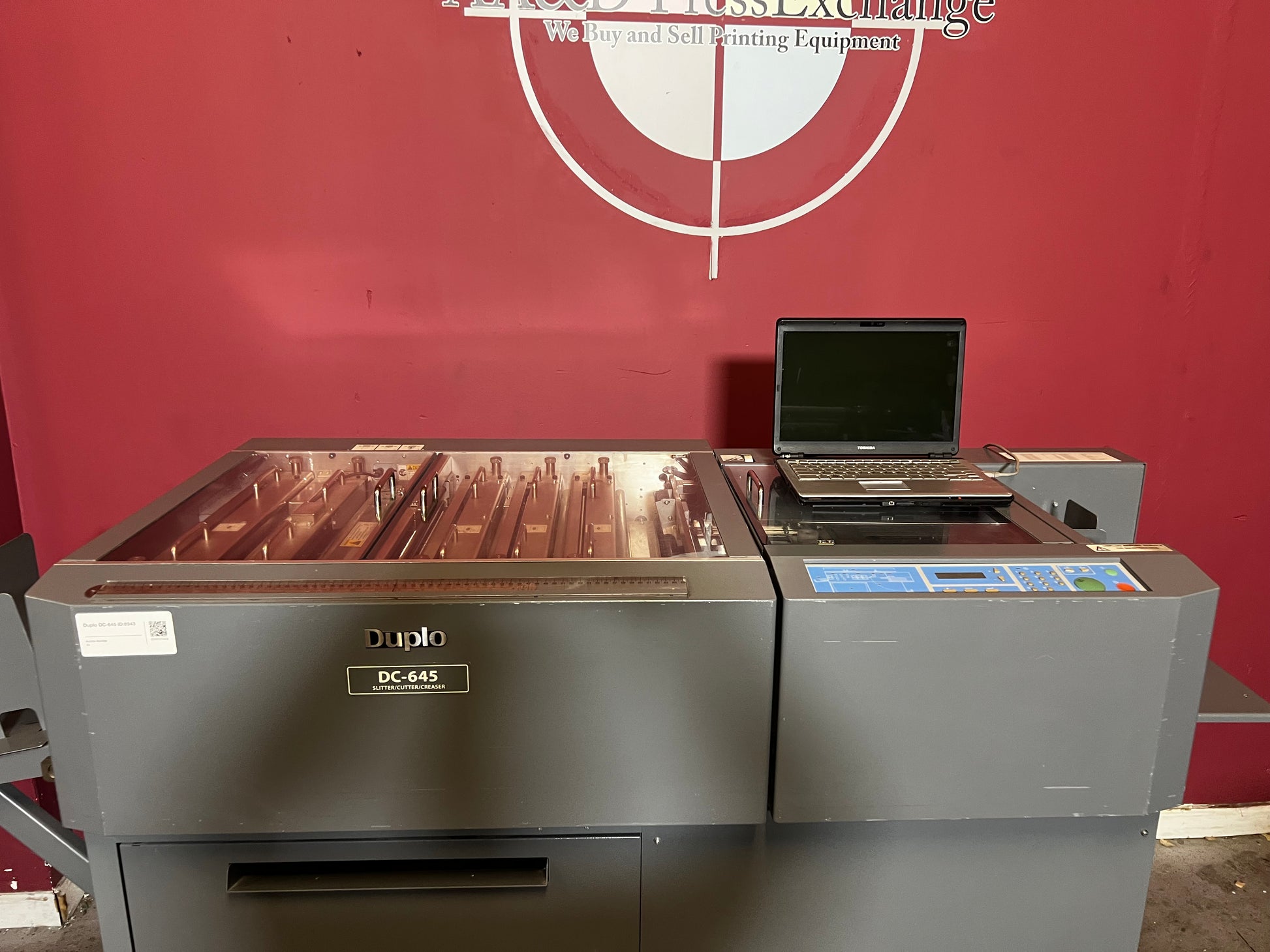 Used Duplo DC-645 Slitter Cutter Creaser close-up of creasing wheels and guides – AA&D PressExchange