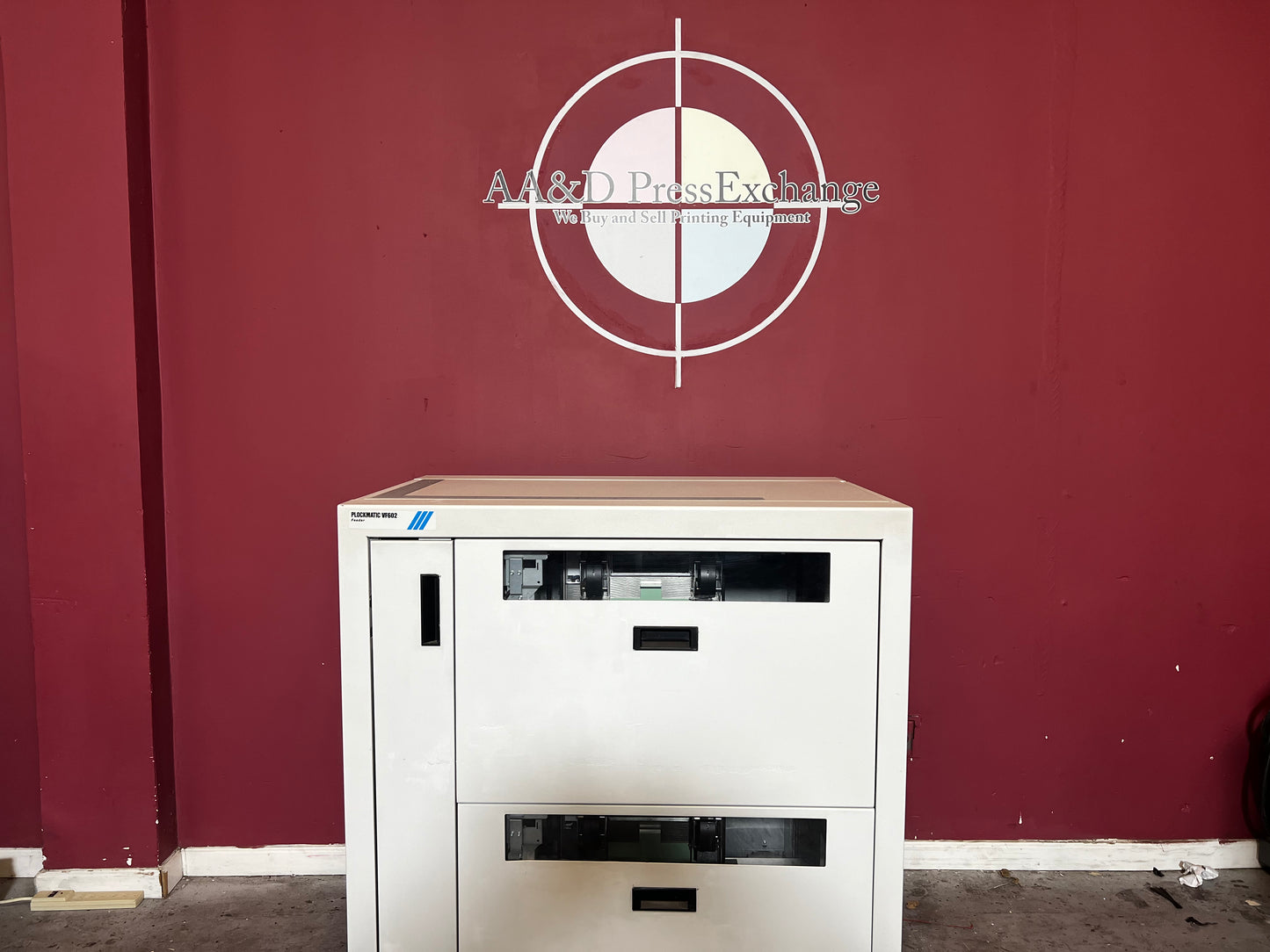 Used Plockmatic VF602 feeder rear view highlighting dual-bin loading system – AA&D PressExchange
