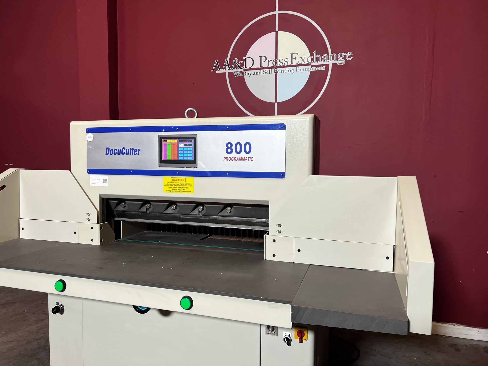 Used Duplo Docucutter 800 Programmatic view of hydraulic foot pedal and cutting controls – AA&D PressExchange