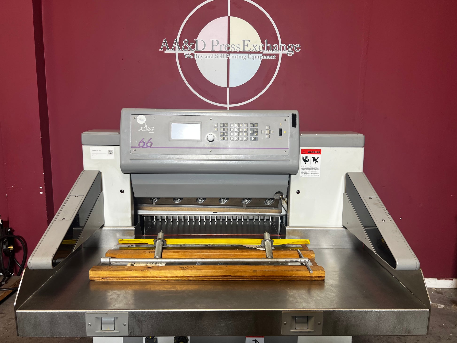 Used Polar 66 paper cutting machine side angle – AA&D PressExchange