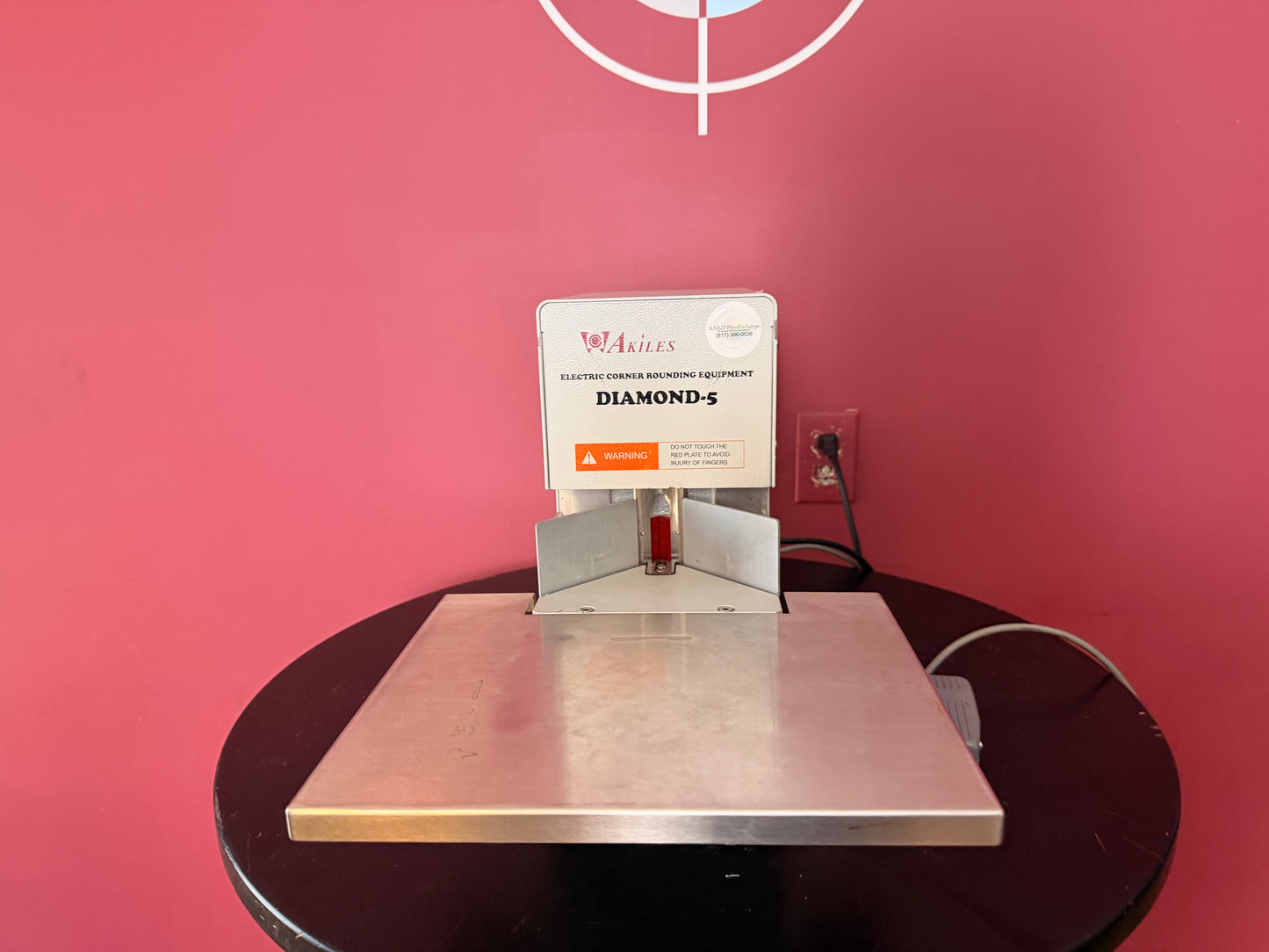 Used Akiles Diamond-5 electric corner rounder machine for high-productivity rounding on paper and plastic – AA&D PressExchange