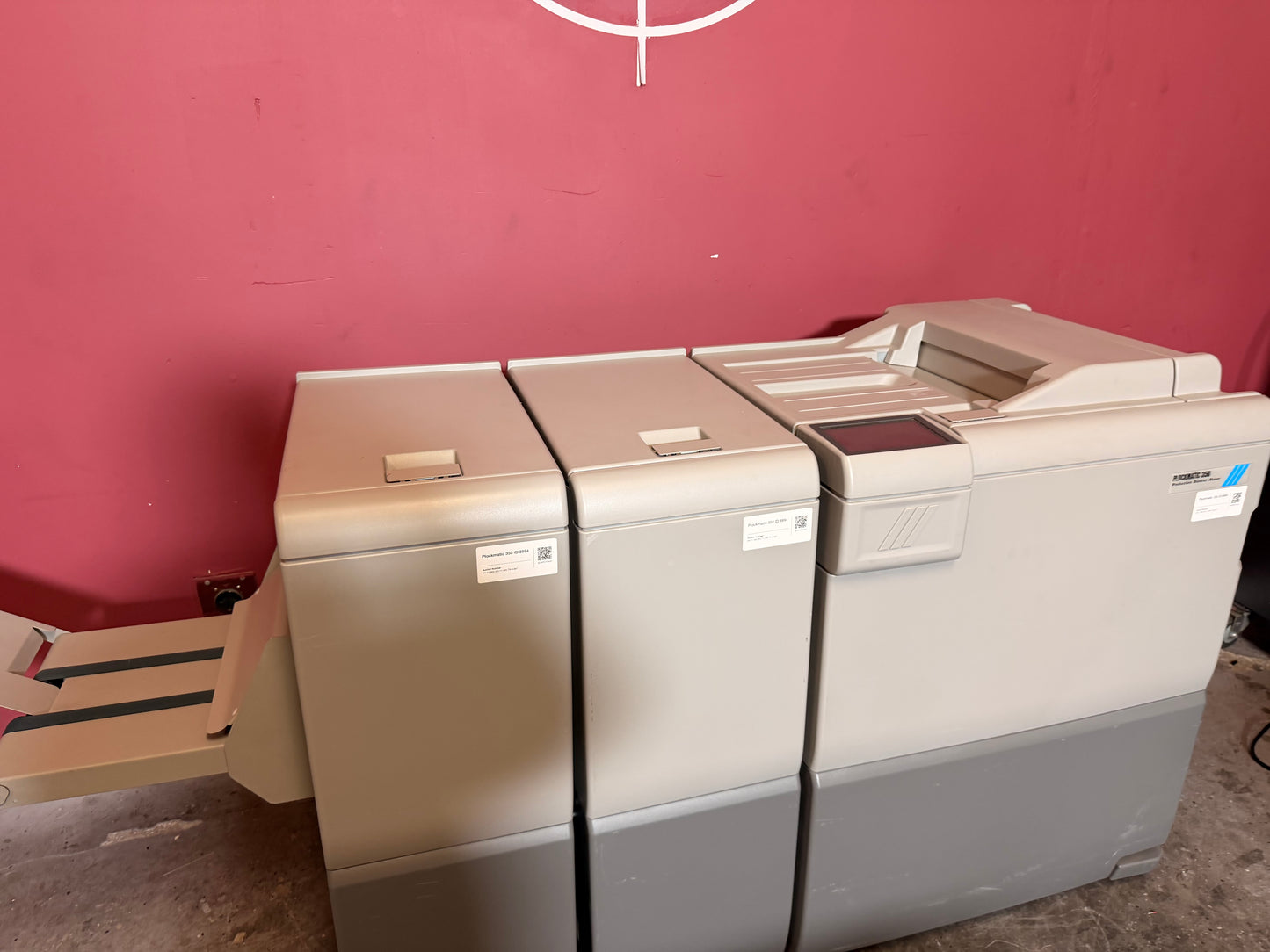 12k Meter Warranty! Plockmatic 350 Stitch/Fold/Square Back/Trim !Video!