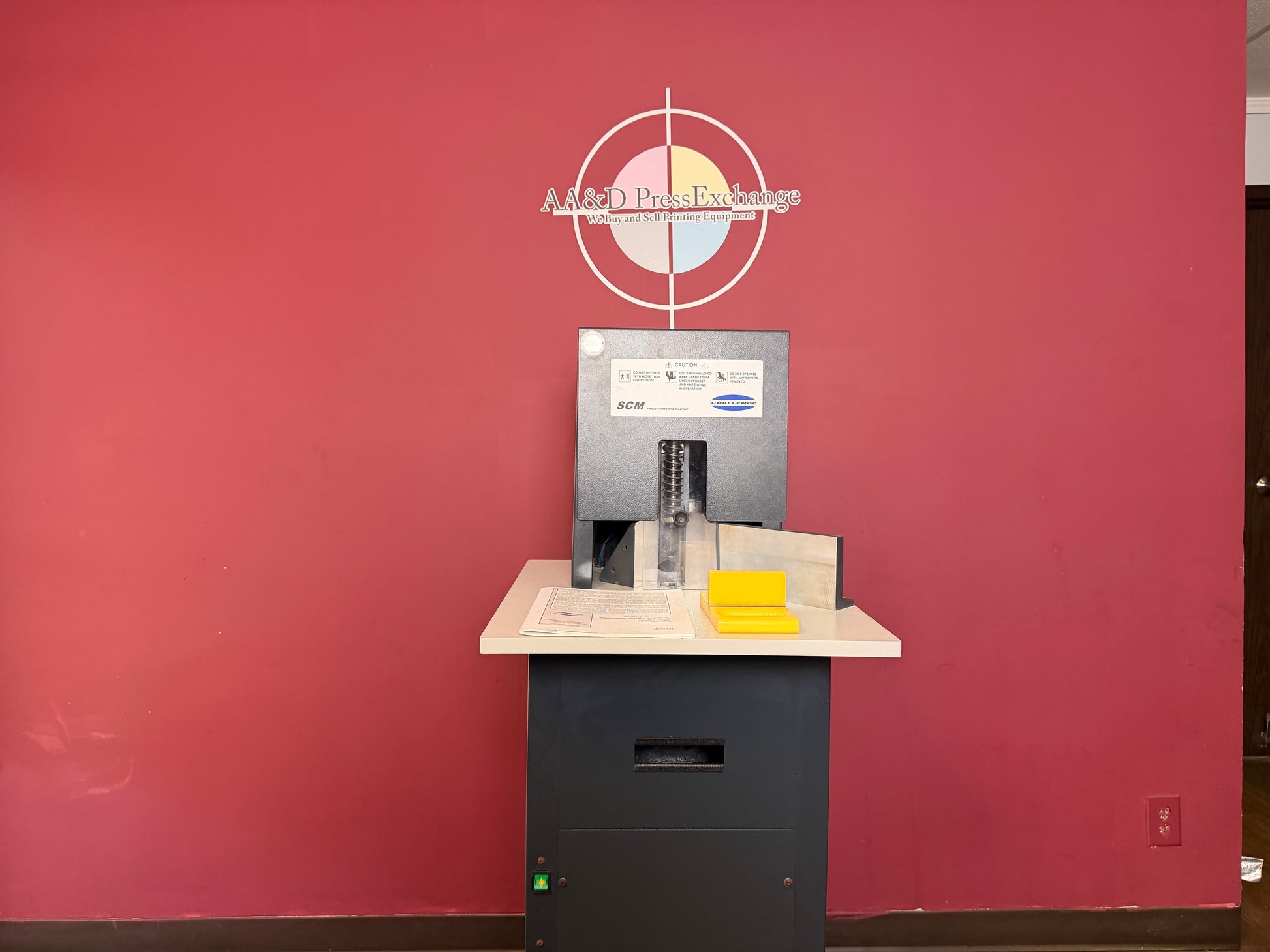 Used Challenge SCM hydraulic corner rounder industrial paper finishing equipment – AA&D PressExchange