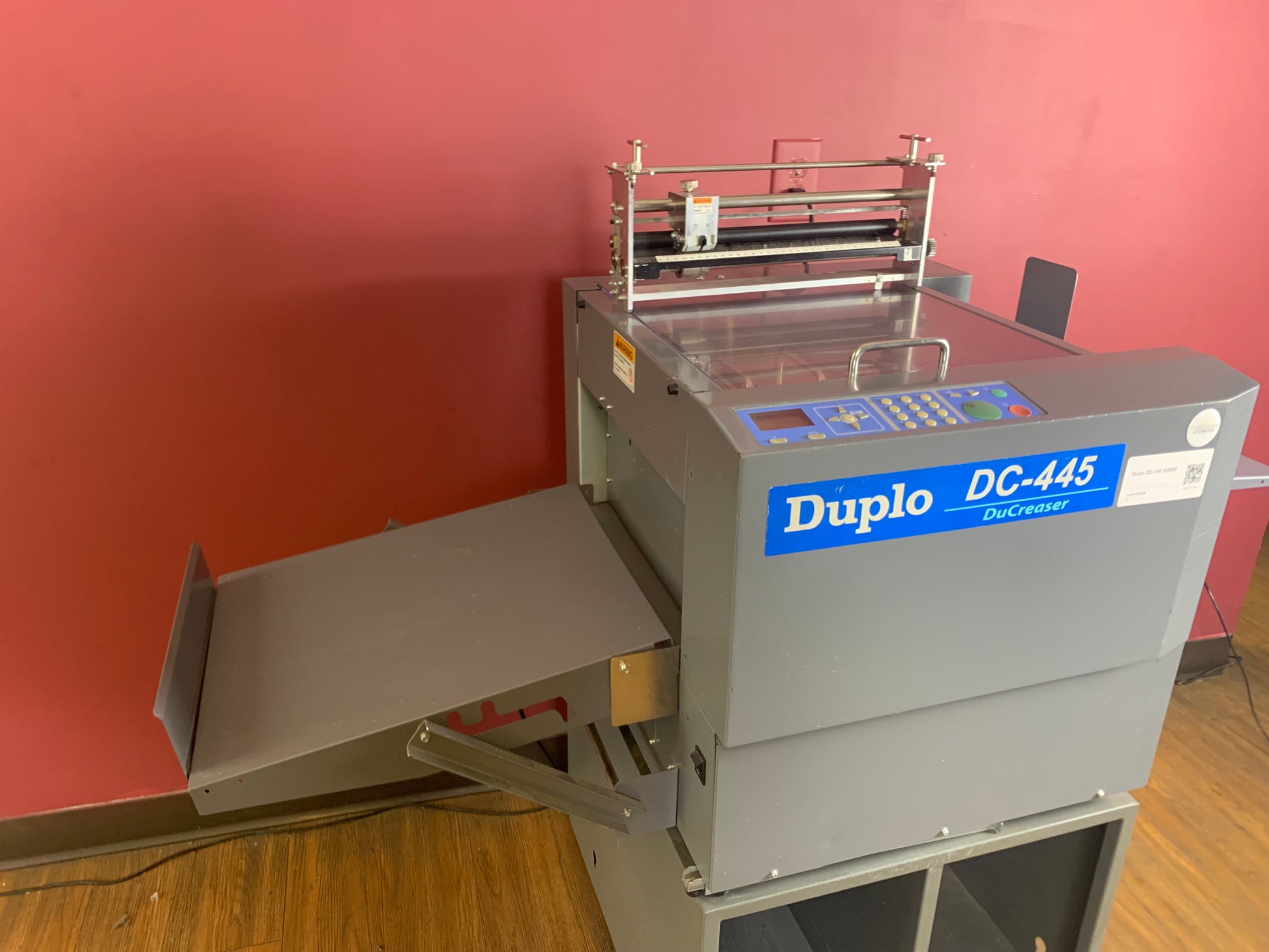 Used Duplo DC-445 DuCreaser creasing machine for short-run digital printing – AA&D PressExchange