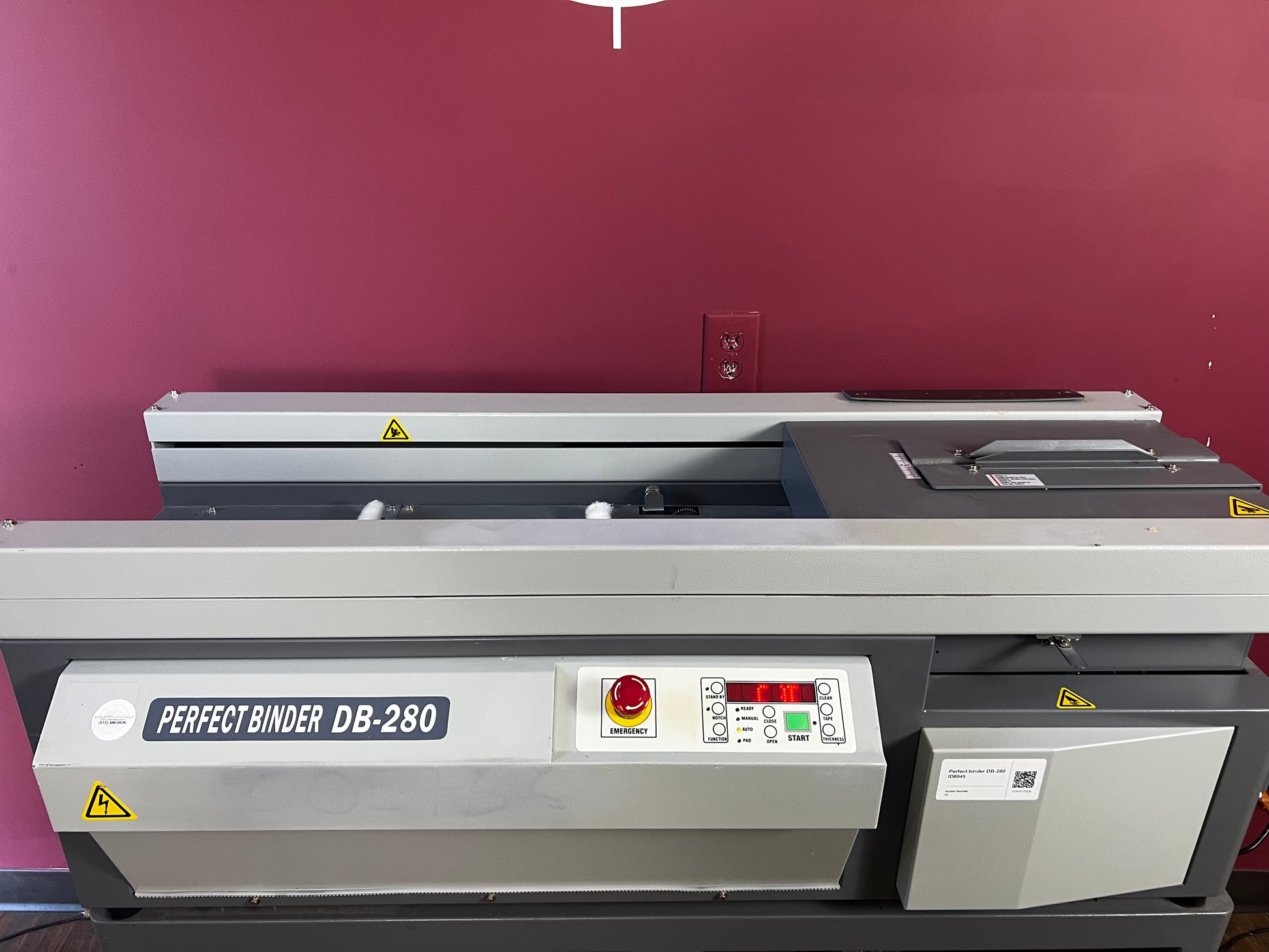 Used Duplo DB-280 compact binder for tape and perfect binding – AA&D PressExchange