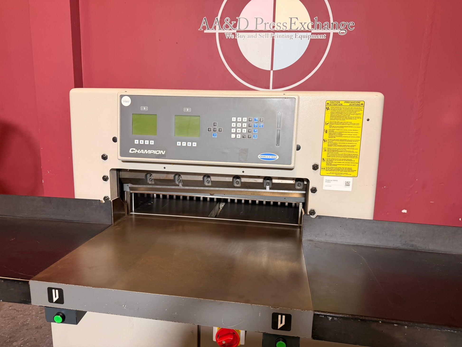 Used Challenge 305 XG guillotine cutting blade assembly high accuracy trimming system for commercial printing production runs