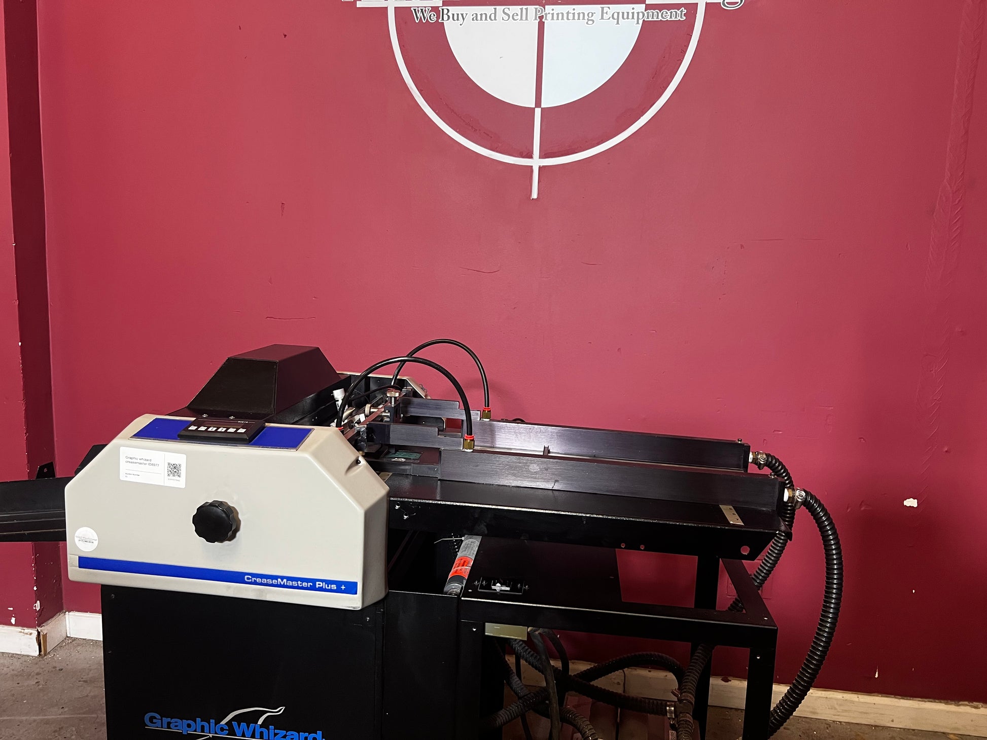 Used Graphic Whizard Creasemaster Plus creasing and perforation equipment side profile – AA&D PressExchange