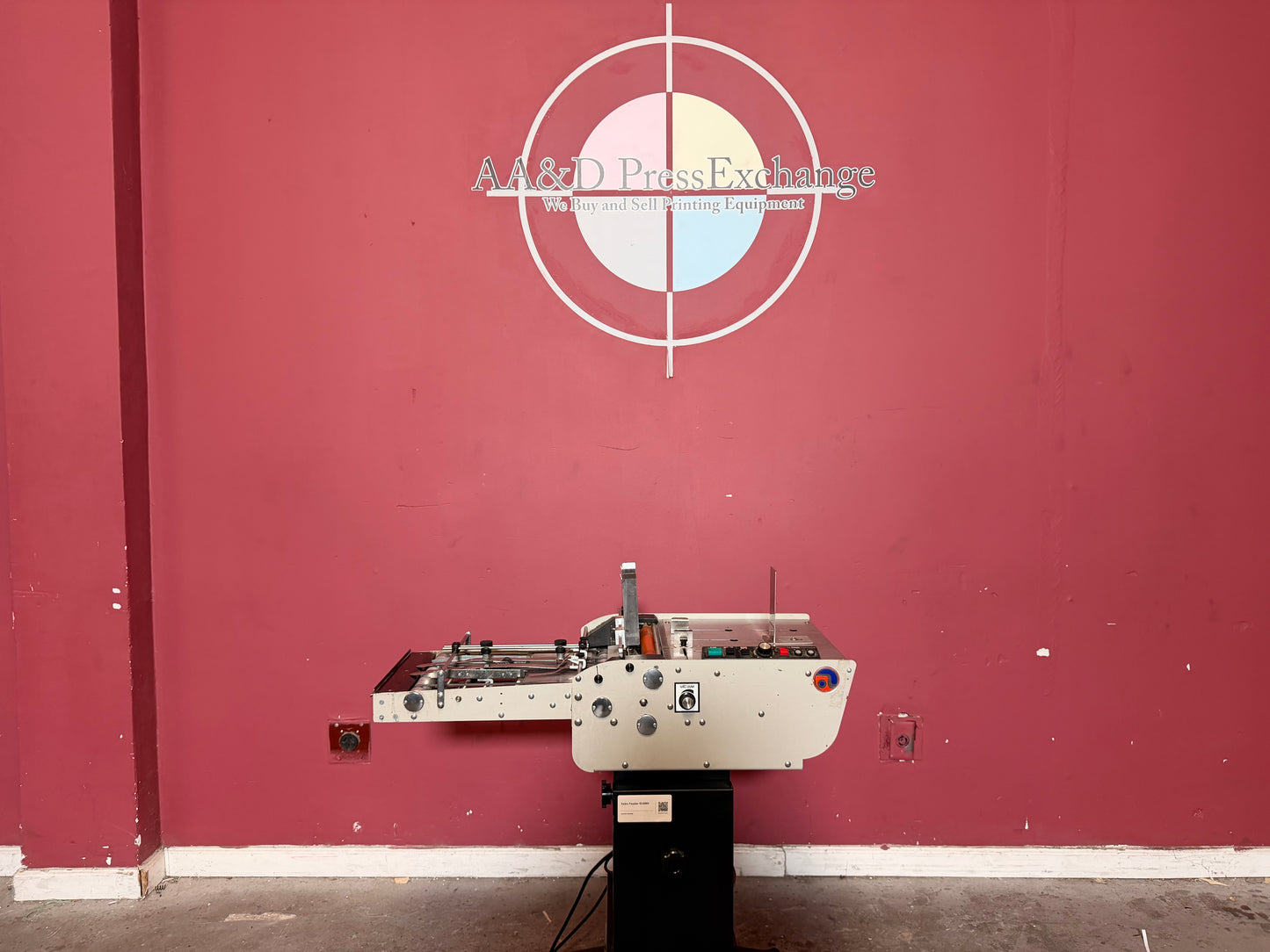 Astro envelope feeder