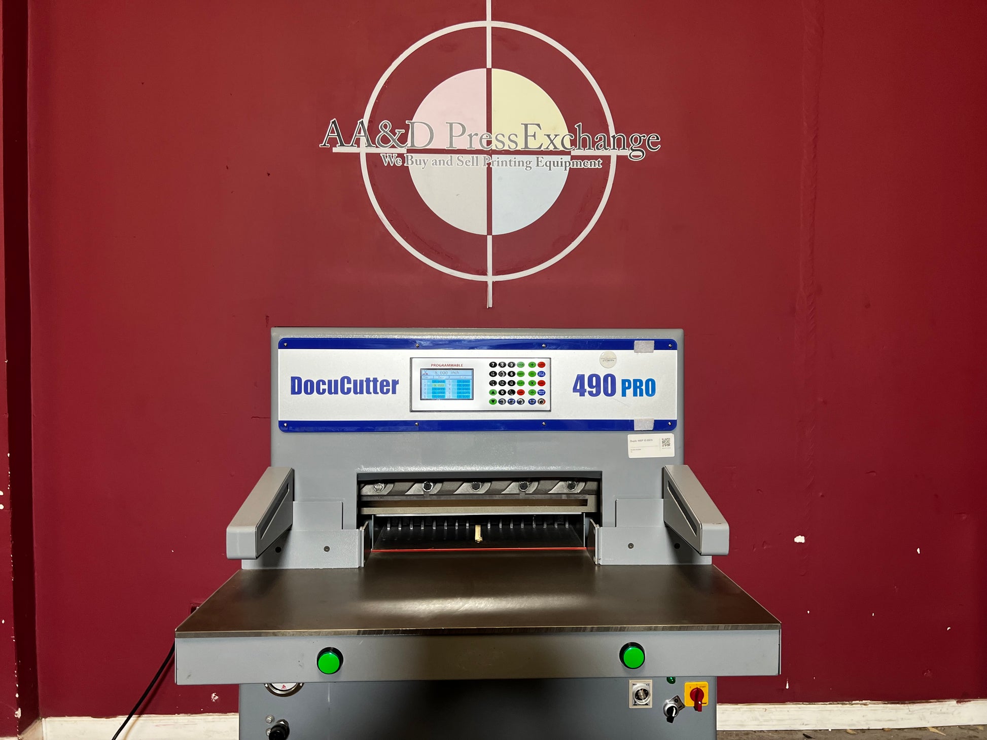 AA&D PressExchange Used Duplo 490 PRO hydraulic paper cutter detailed shot of programmable memory panel