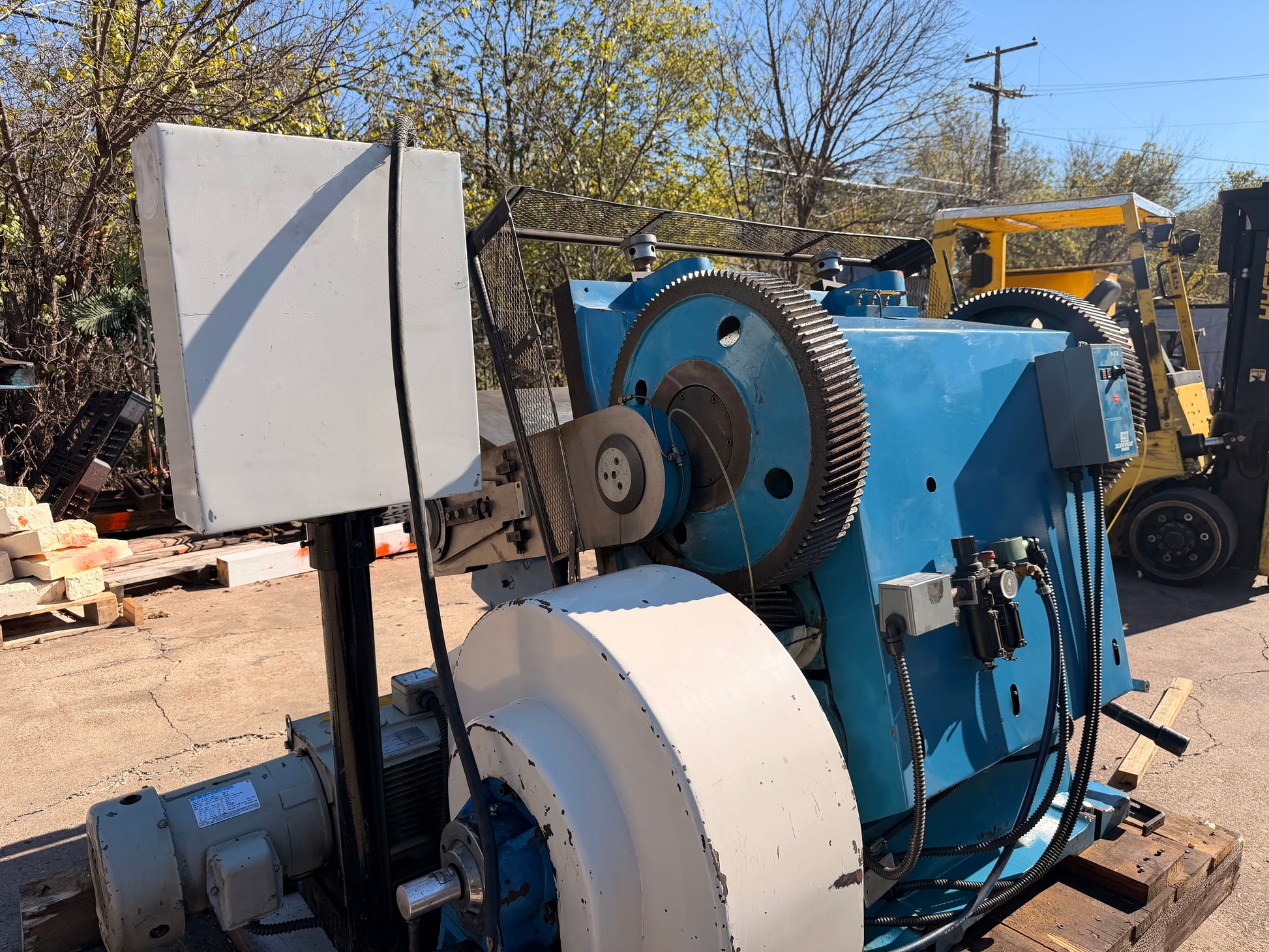 Used AA&D PressExchange clamshell die cutter for cardboard and paper cutting