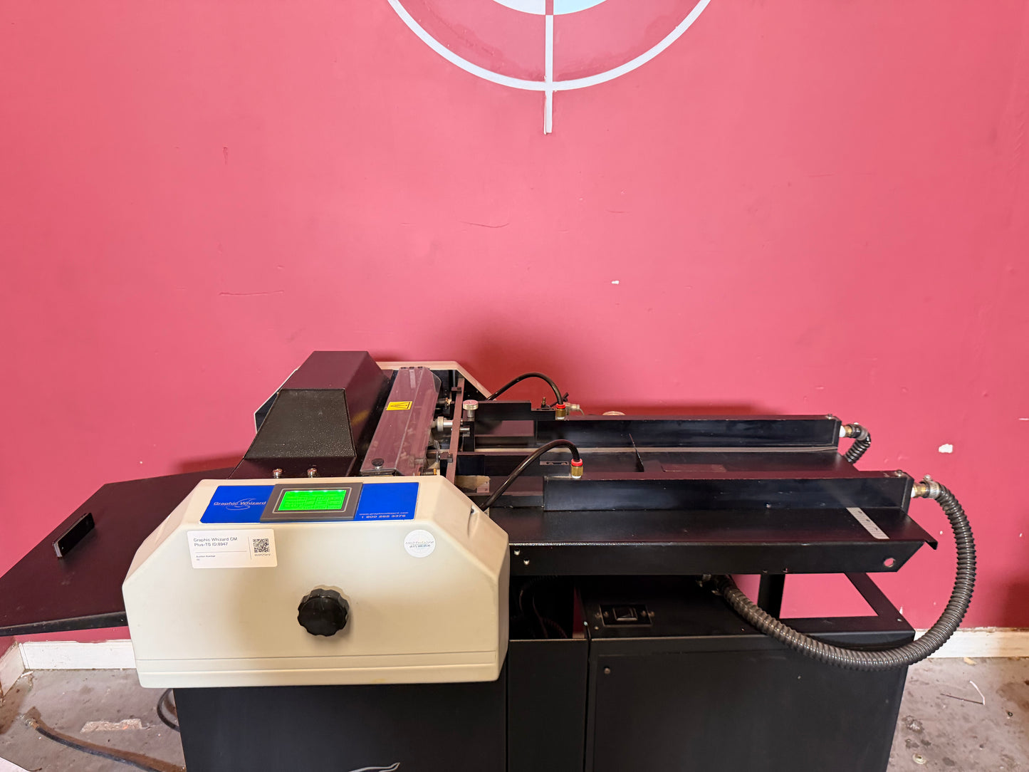 Used Graphic Whizard CreaseMaster Plus paper feeding mechanism close-up – AA&D PressExchange