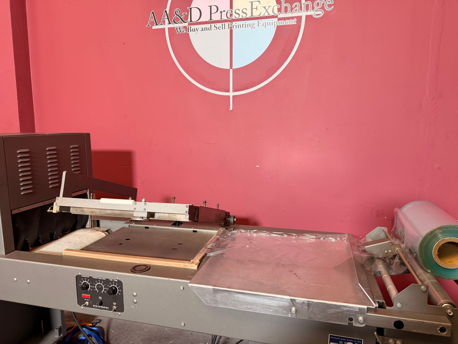 Used Clamco combo shrink wrapper for PVC and polyolefin film packaging