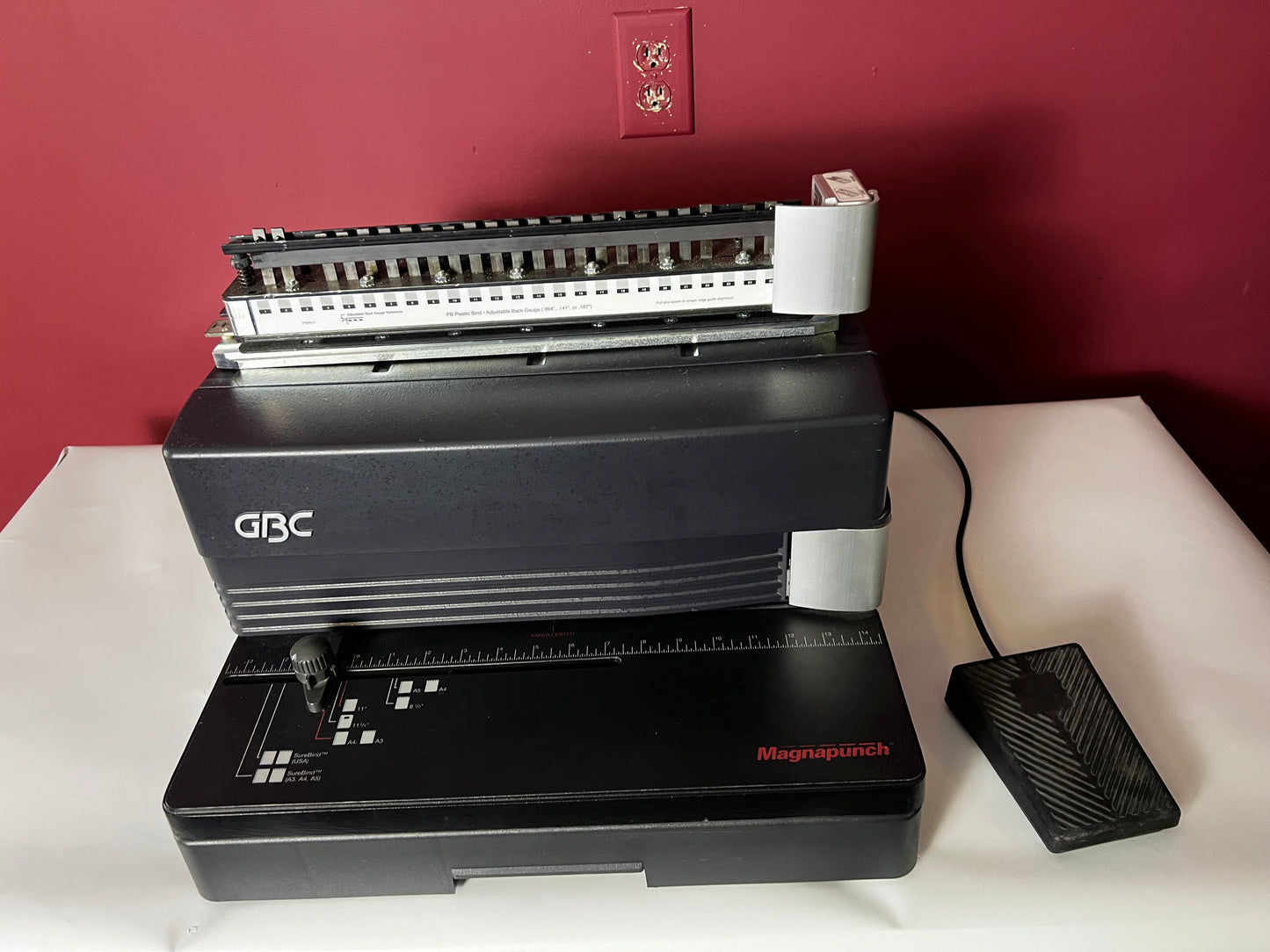 Used GBC Magnapunch 4:1 Die installed in punch machine – AA&D PressExchange