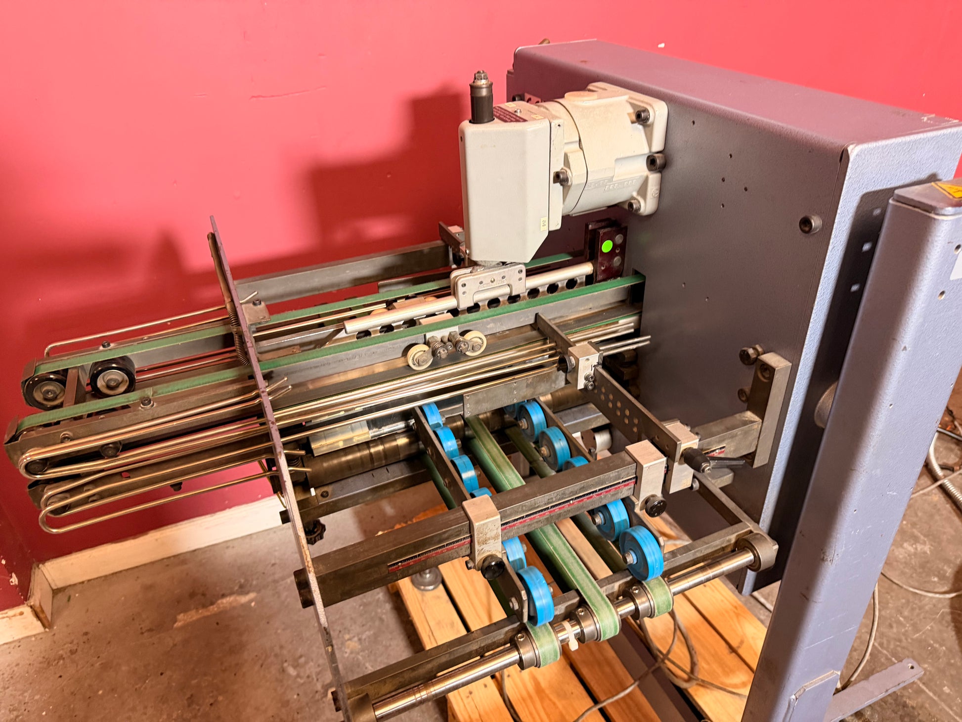 Used Heidelberg Stahlfolder knife folding attachment industrial print finishing