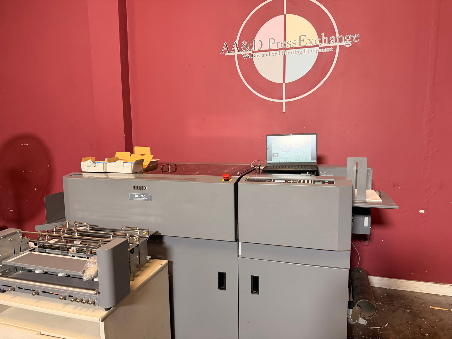 Used Duplo DC-746 Slitter Cutter Creaser internal mechanism for precision finishing