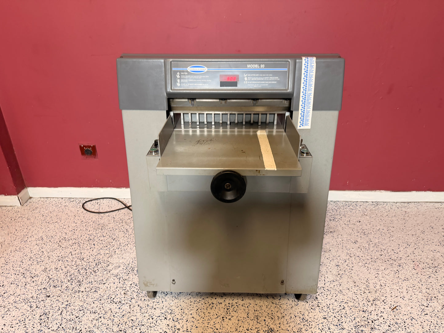 Challenge Model 20 Hydrualic Paper Cutter