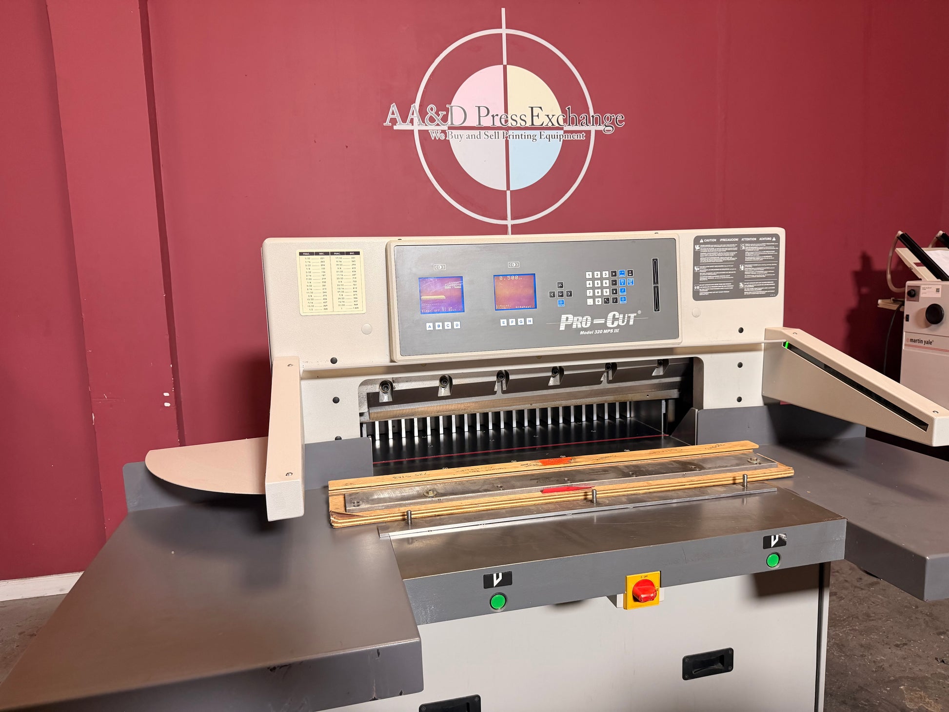 Used Pro-Cut 320 MPS III industrial hydraulic cutter for sale rear table and gauge