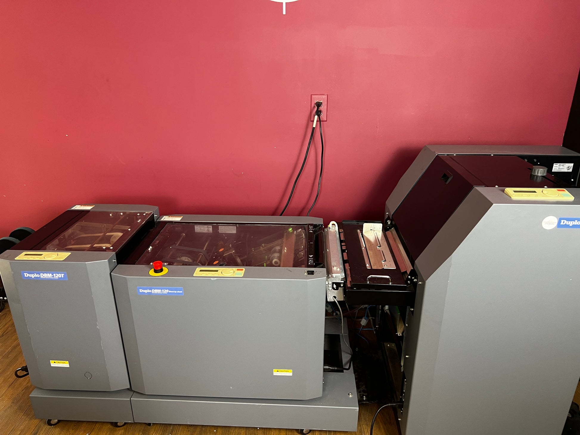 Used Duplo DBM-102T Trimmer with booklet maker setup – AA&D PressExchange