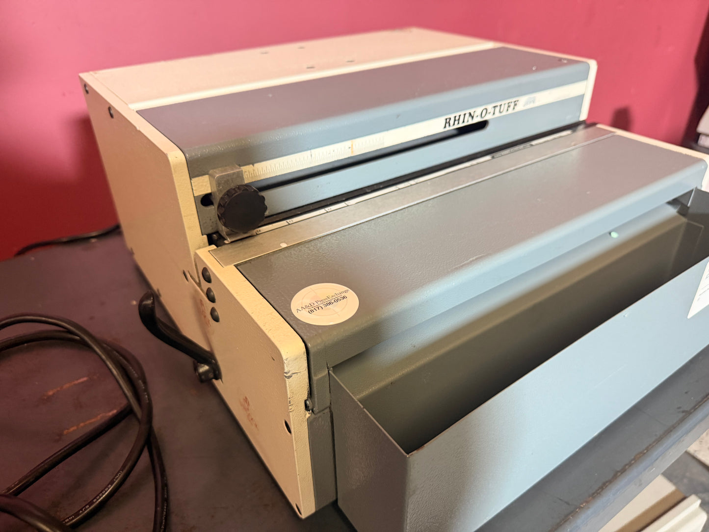 RHIN-O-TUFF HD7000 Paper Punch Machine w/ 4:1