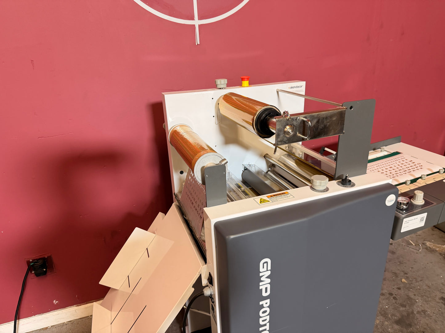 Used GMP PODTOPIC-380 RZ Laminator Foiler top view – AA&D PressExchange