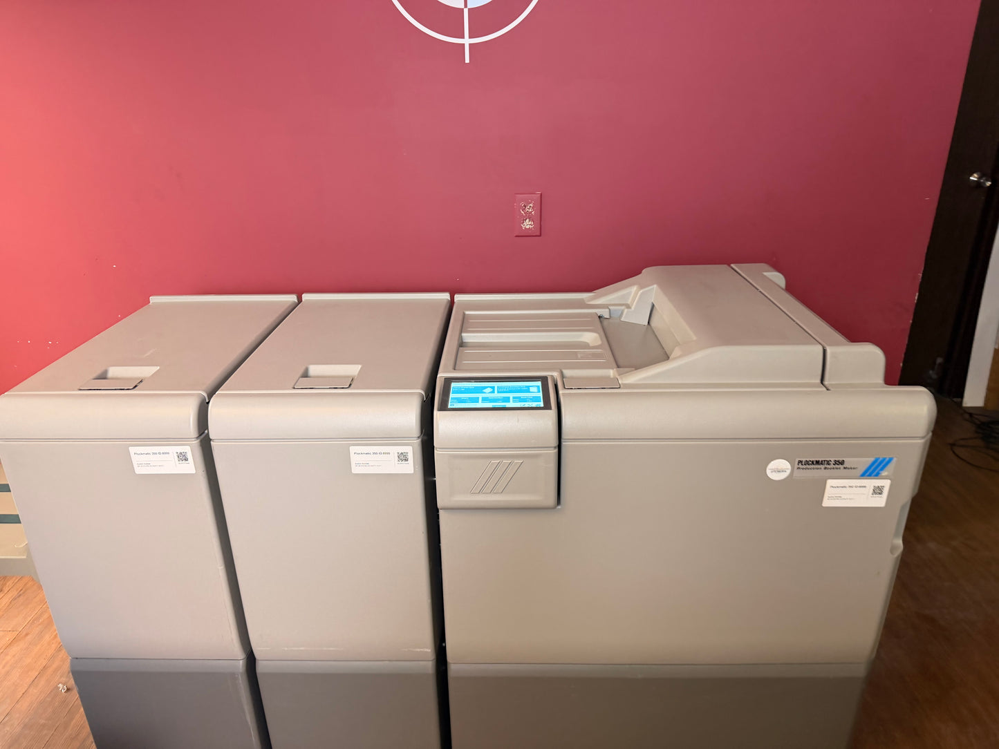 26k Meter Warranty! Plockmatic 350 Stitch/Fold/Square Back/Trim !Video!