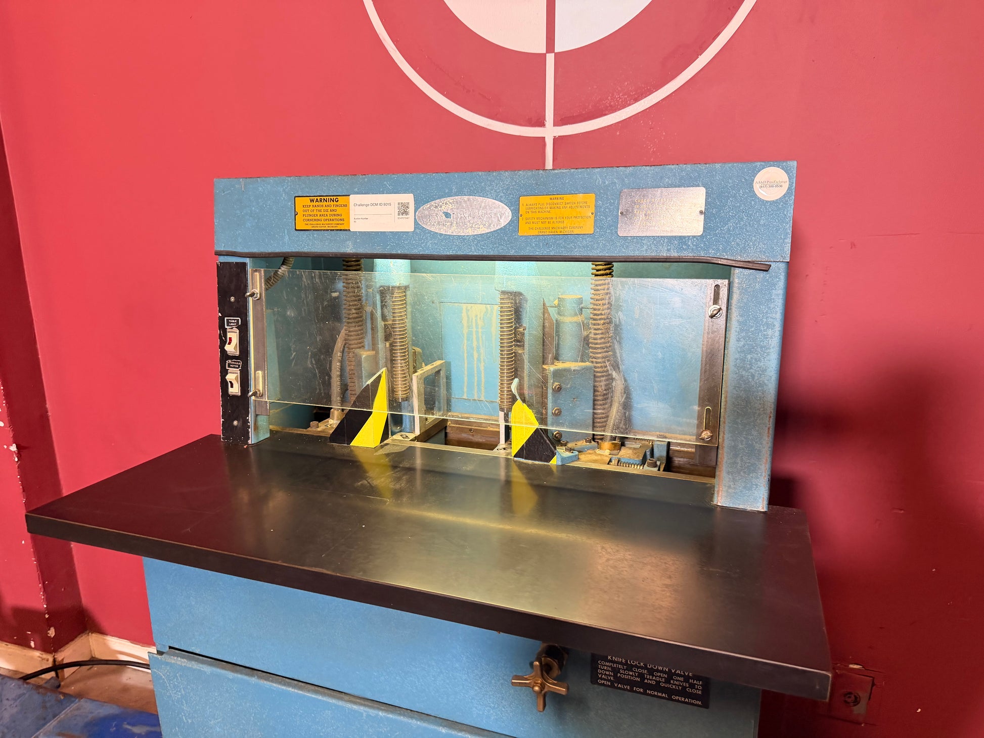 Used Challenge DCM Double Round Cornering Machine blade section with interchangeable cornering sizes