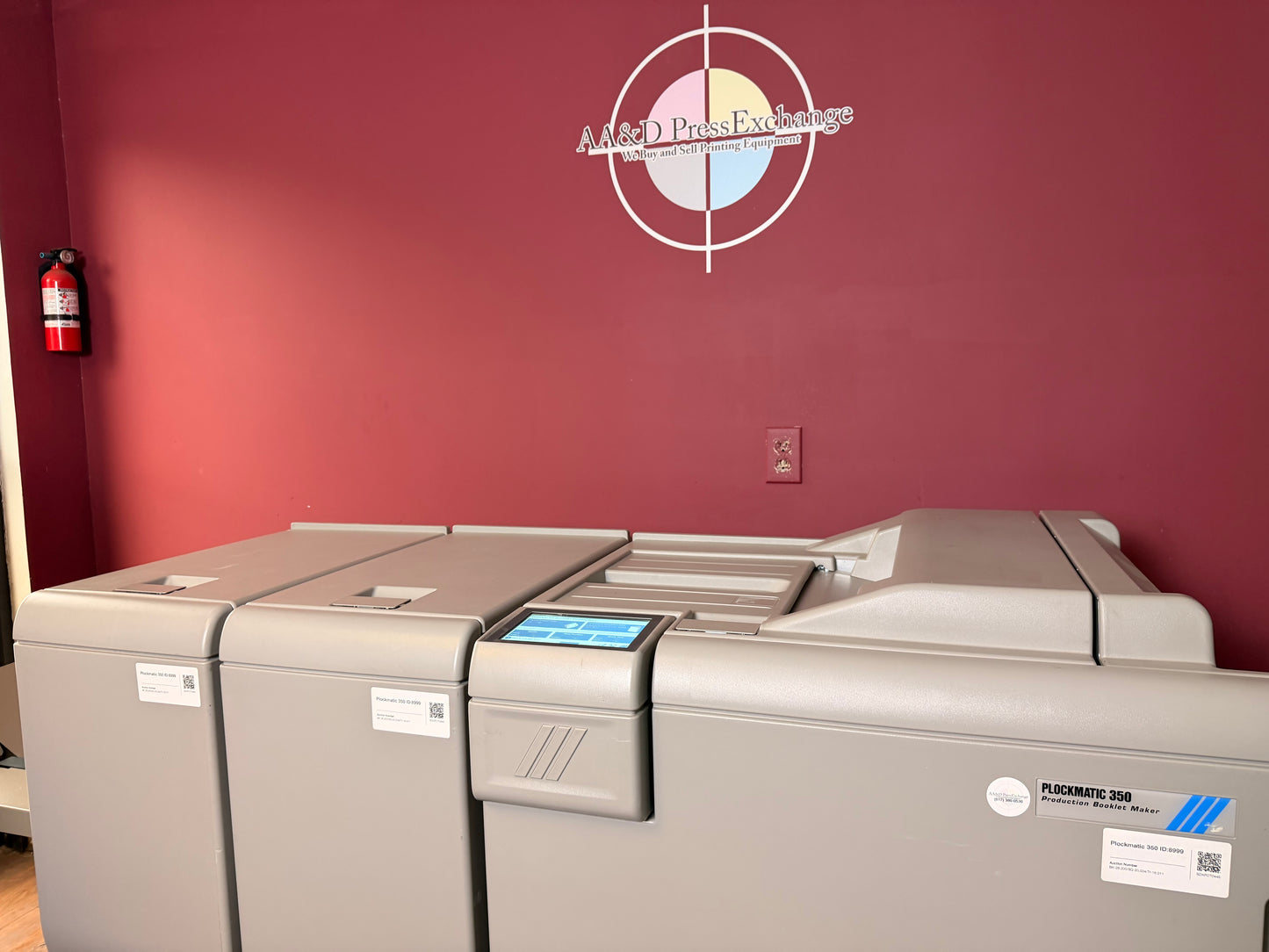 26k Meter Warranty! Plockmatic 350 Stitch/Fold/Square Back/Trim !Video!