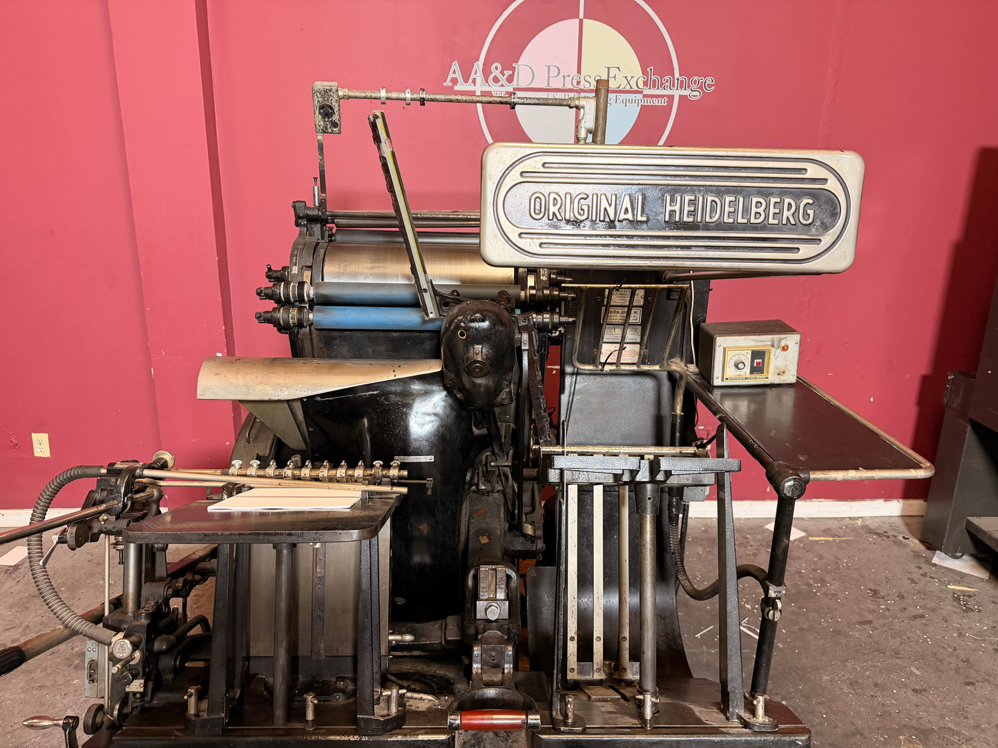Used Heidelberg Windmill Letterpress 13x18 with Foil Stamping windmill gripper arms detail