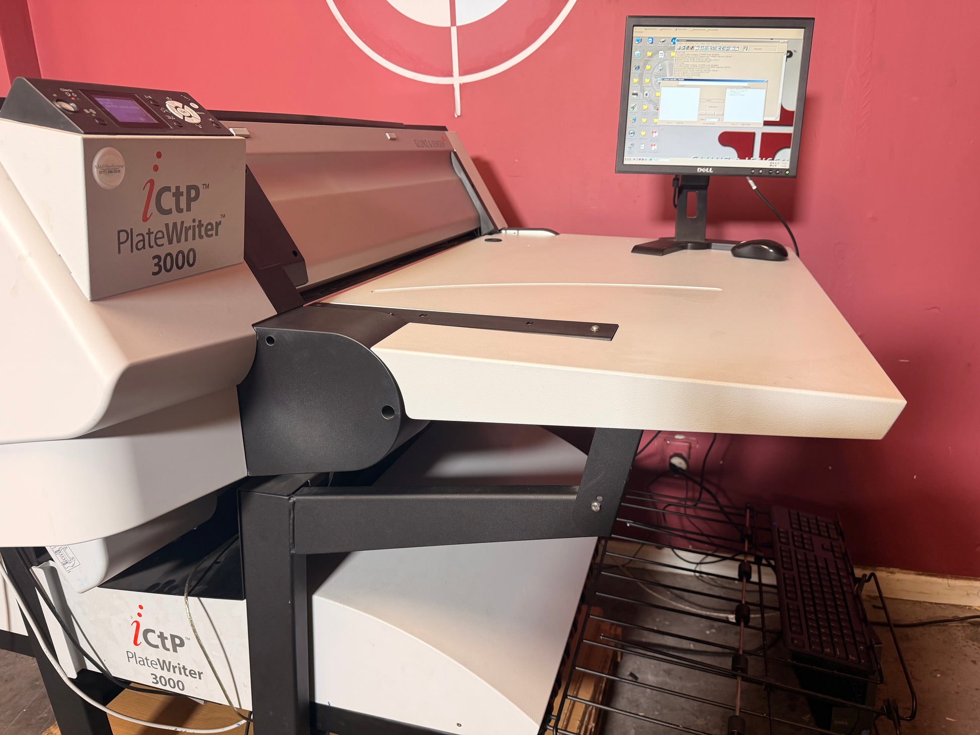 Used AA&D PressExchange Glunz & Jensen CtP system cabinet view