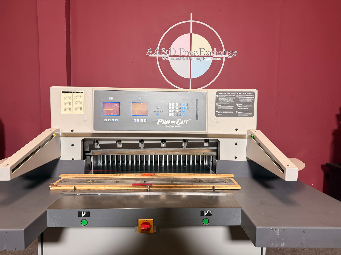 Used Pro-Cut 320 MPS III programmable guillotine cutter for sale with air table