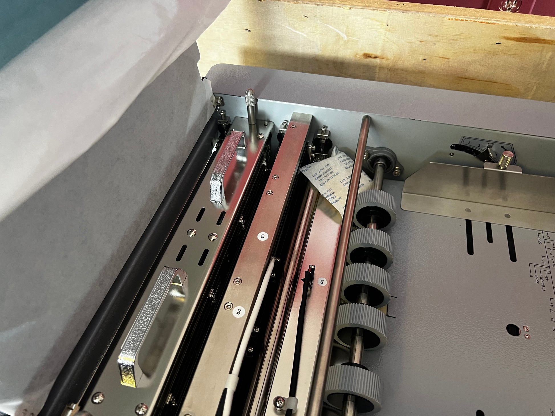 Used Duplo CC-330 Card Cutter AA&D PressExchange durable machine with precise trimming results