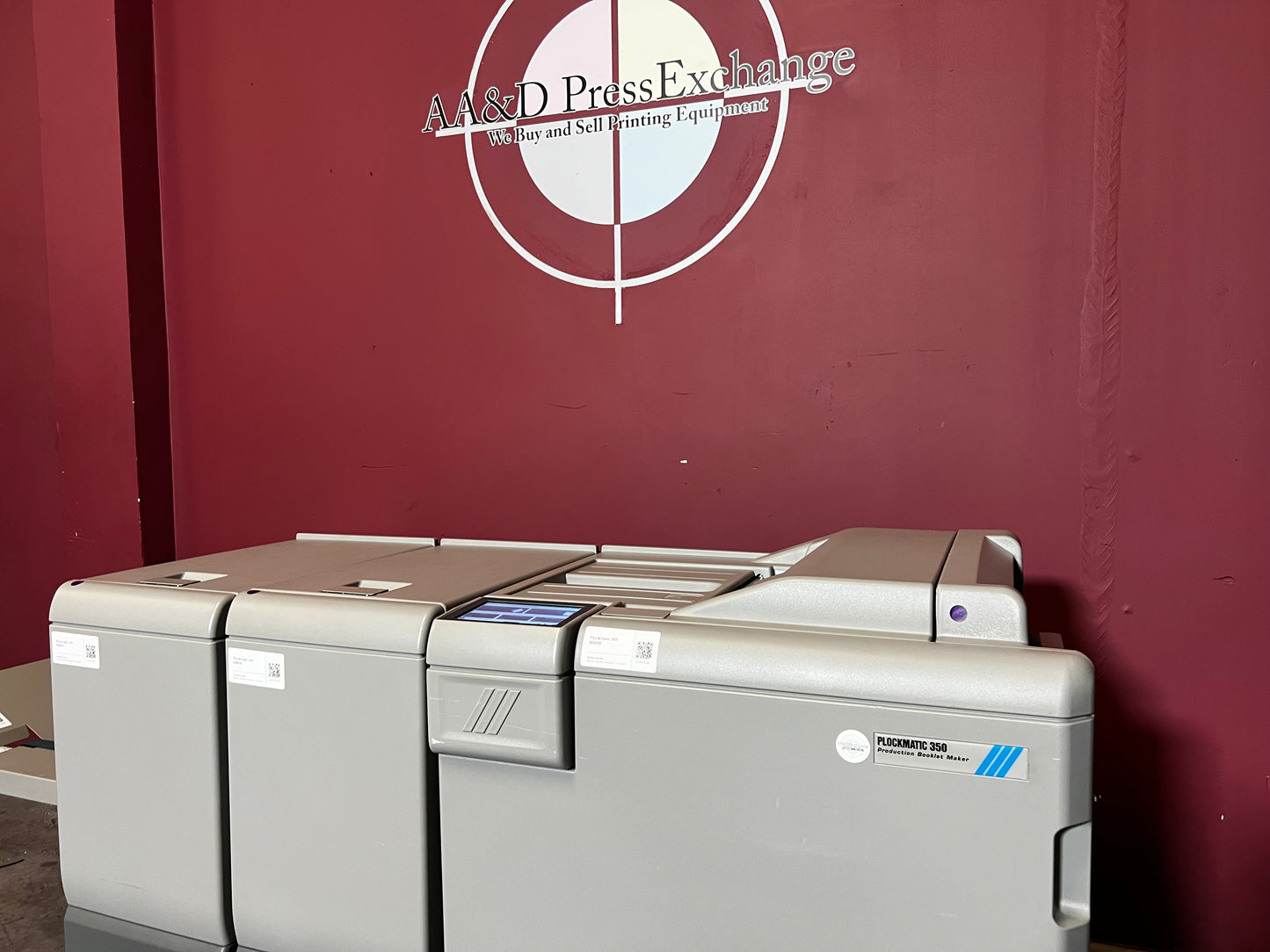 Used Plockmatic 350 90k booklet maker top view of inline booklet production system – AA&D PressExchange