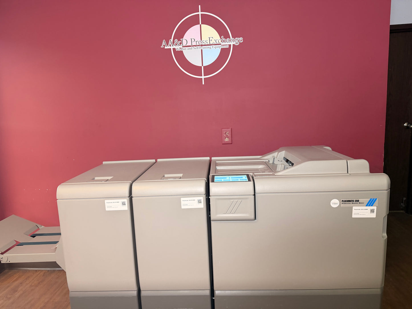 340k Meter Warranty! Plockmatic 350 Stitch/Fold/Square Back/Trim !Video!