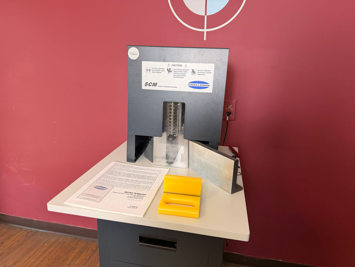 Used Challenge SCM hydraulic corner rounder with foot pedal operation – AA&D PressExchange