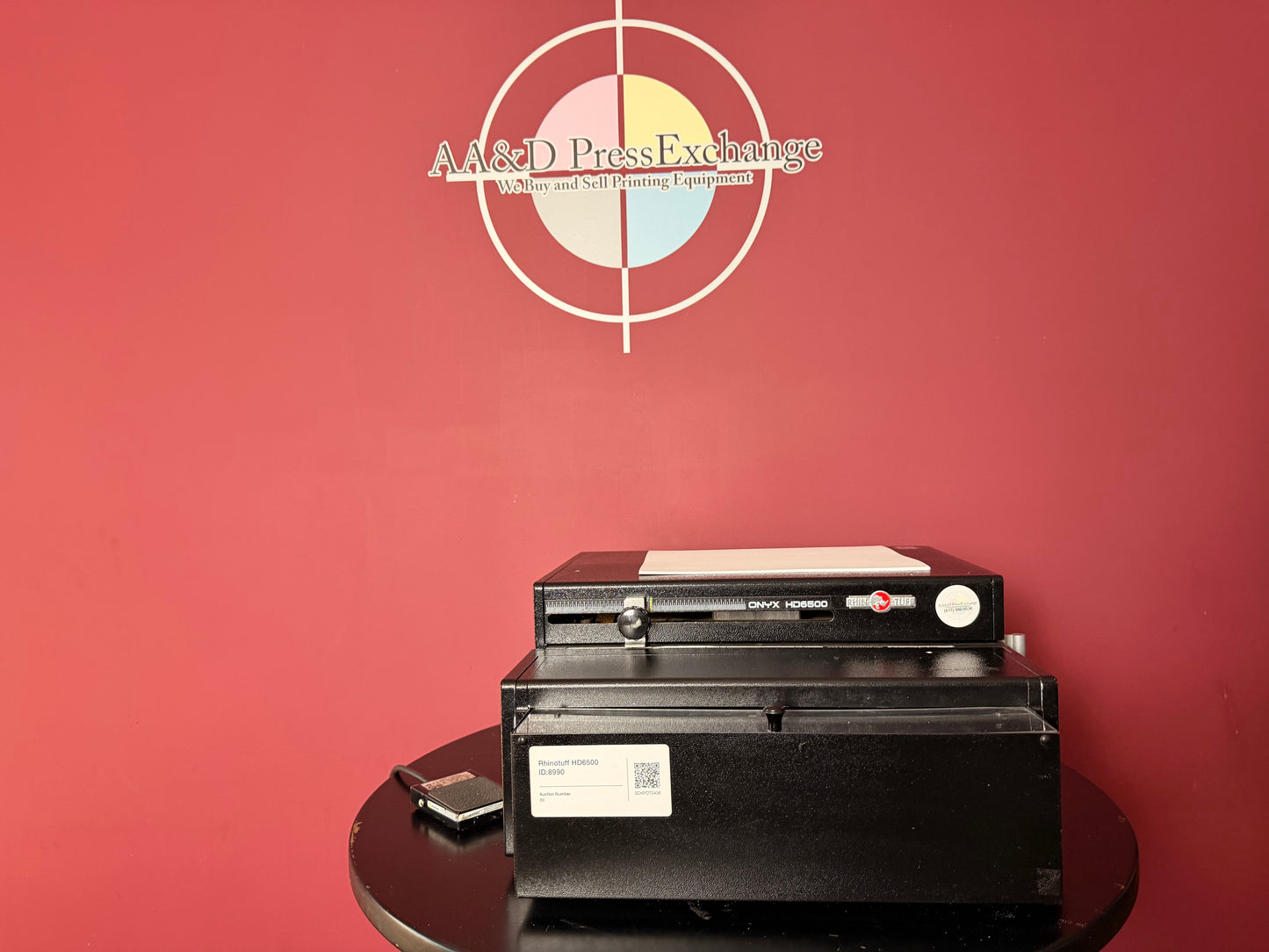 Used Rhin-O-Tuff Onyx 6500 4:1 Die showing output tray and punched sheets – AA&D PressExchange