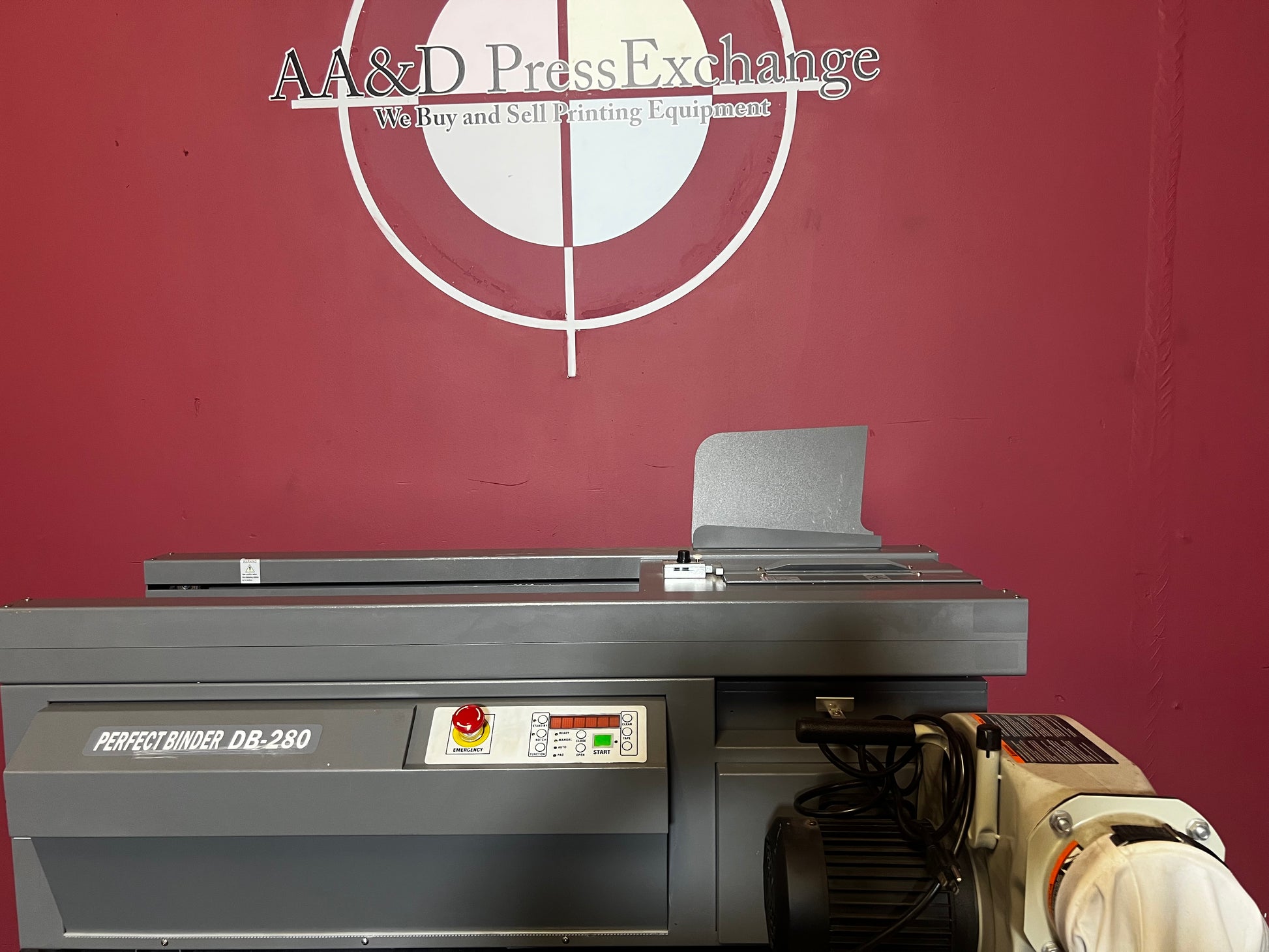 Used Duplo DB-280 Perfect Binder for professional book binding – AA&D PressExchange