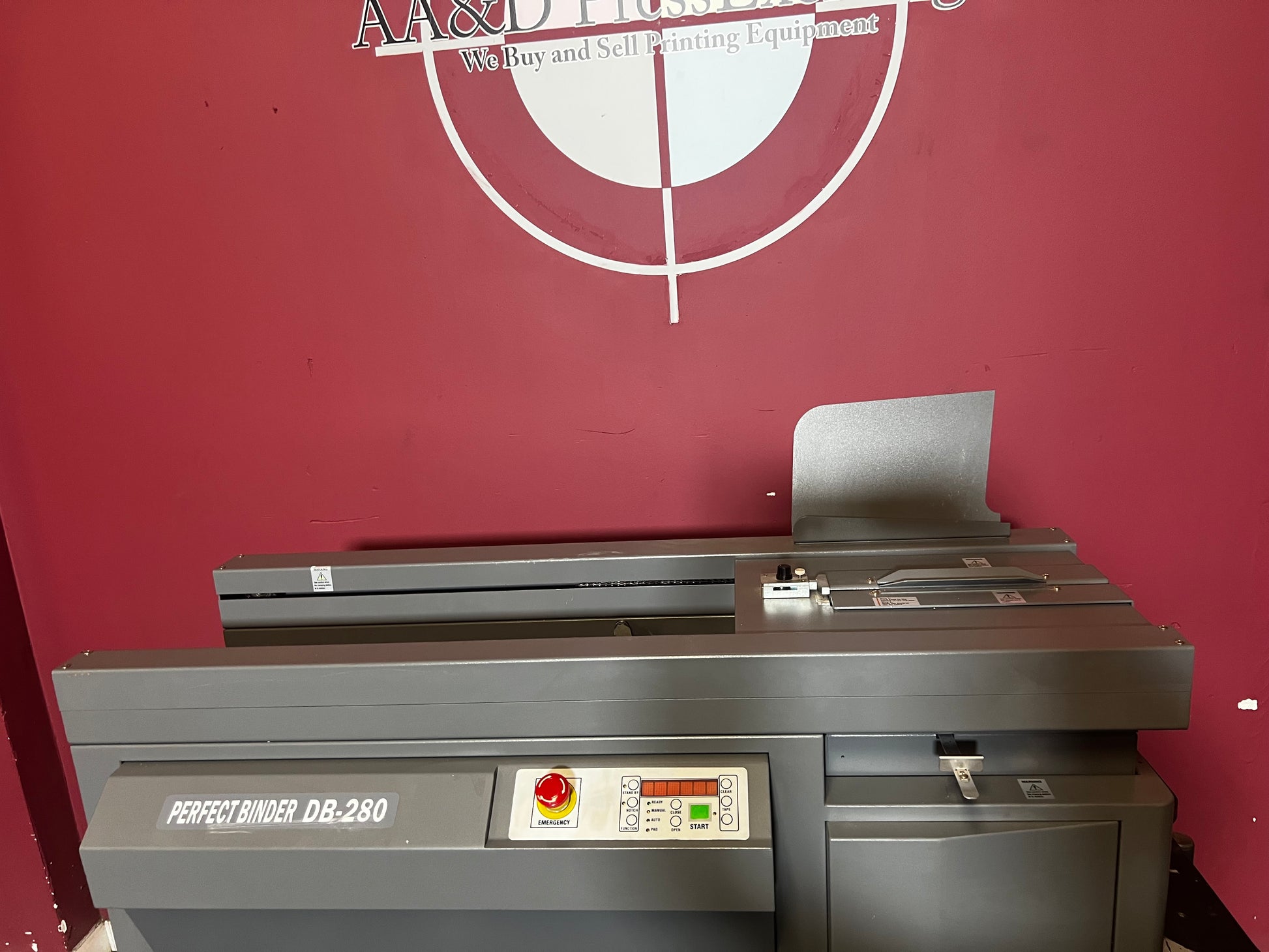 Used Duplo DB-280 versatile perfect binder for on-demand binding – AA&D PressExchange