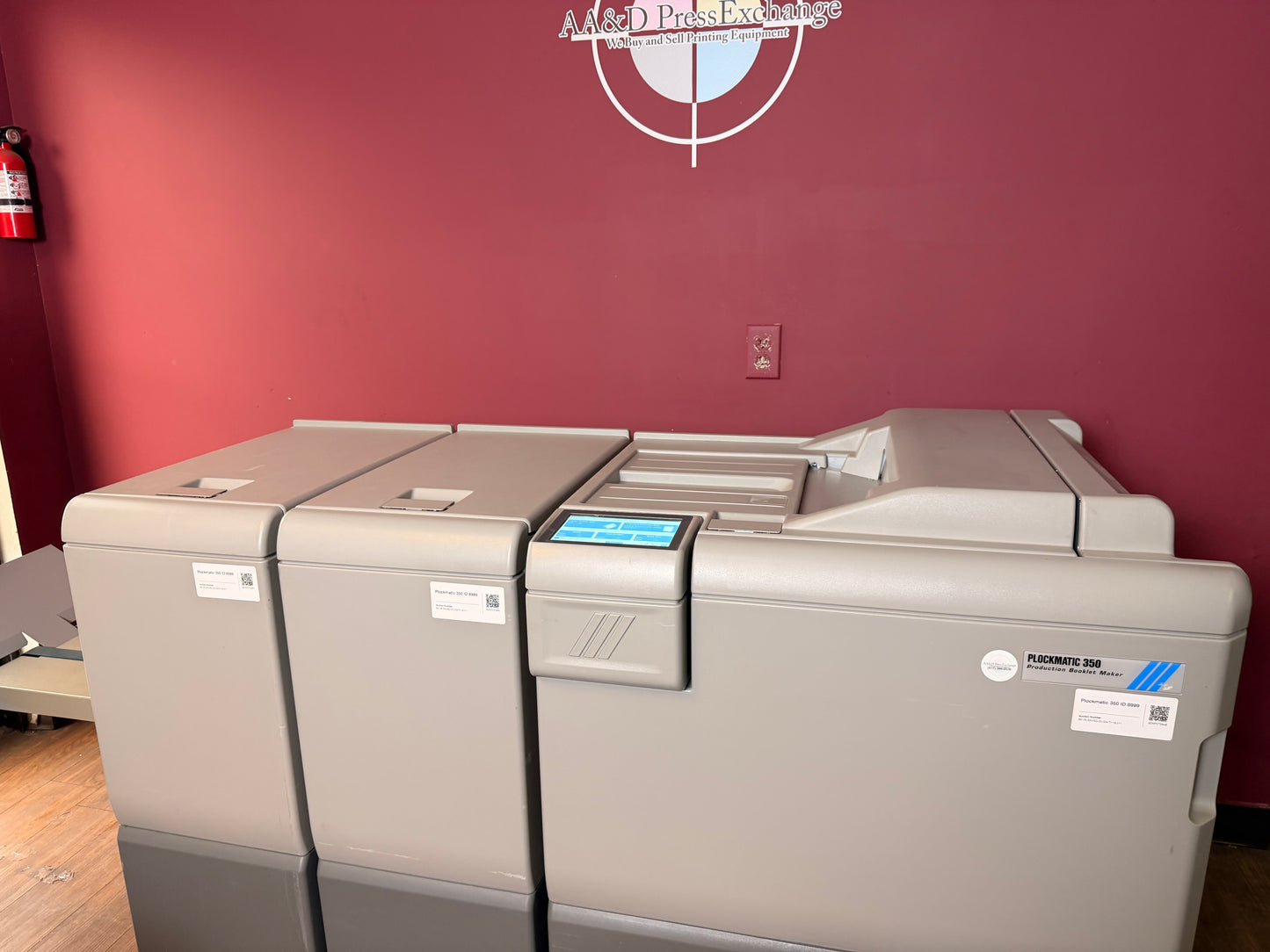 26k Meter Warranty! Plockmatic 350 Stitch/Fold/Square Back/Trim !Video!