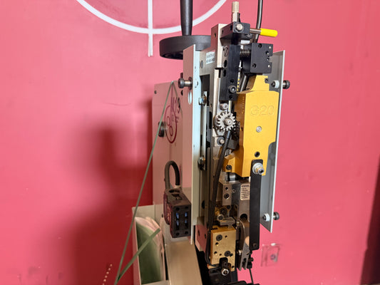 Brand New! Deluxe M19 Sitcher with G20 Head