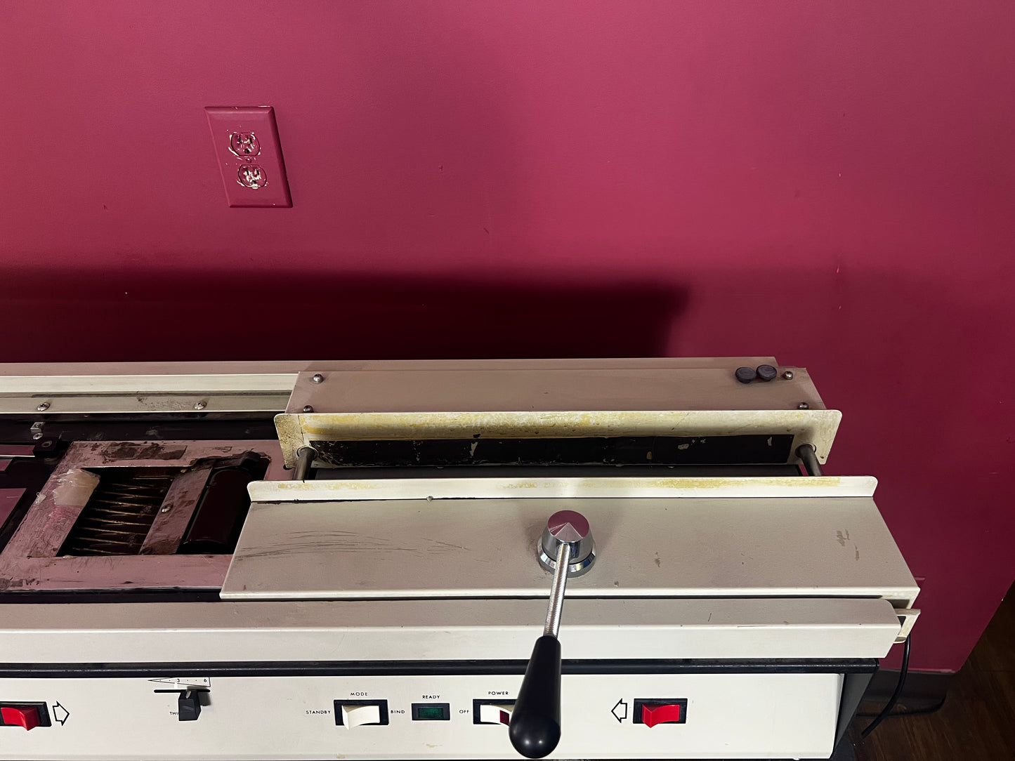 Used Standard BindFast 5 manual binding machine with cooling fans – AA&D PressExchange