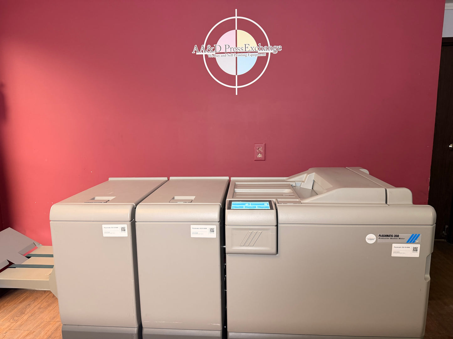 26k Meter Warranty! Plockmatic 350 Stitch/Fold/Square Back/Trim !Video!