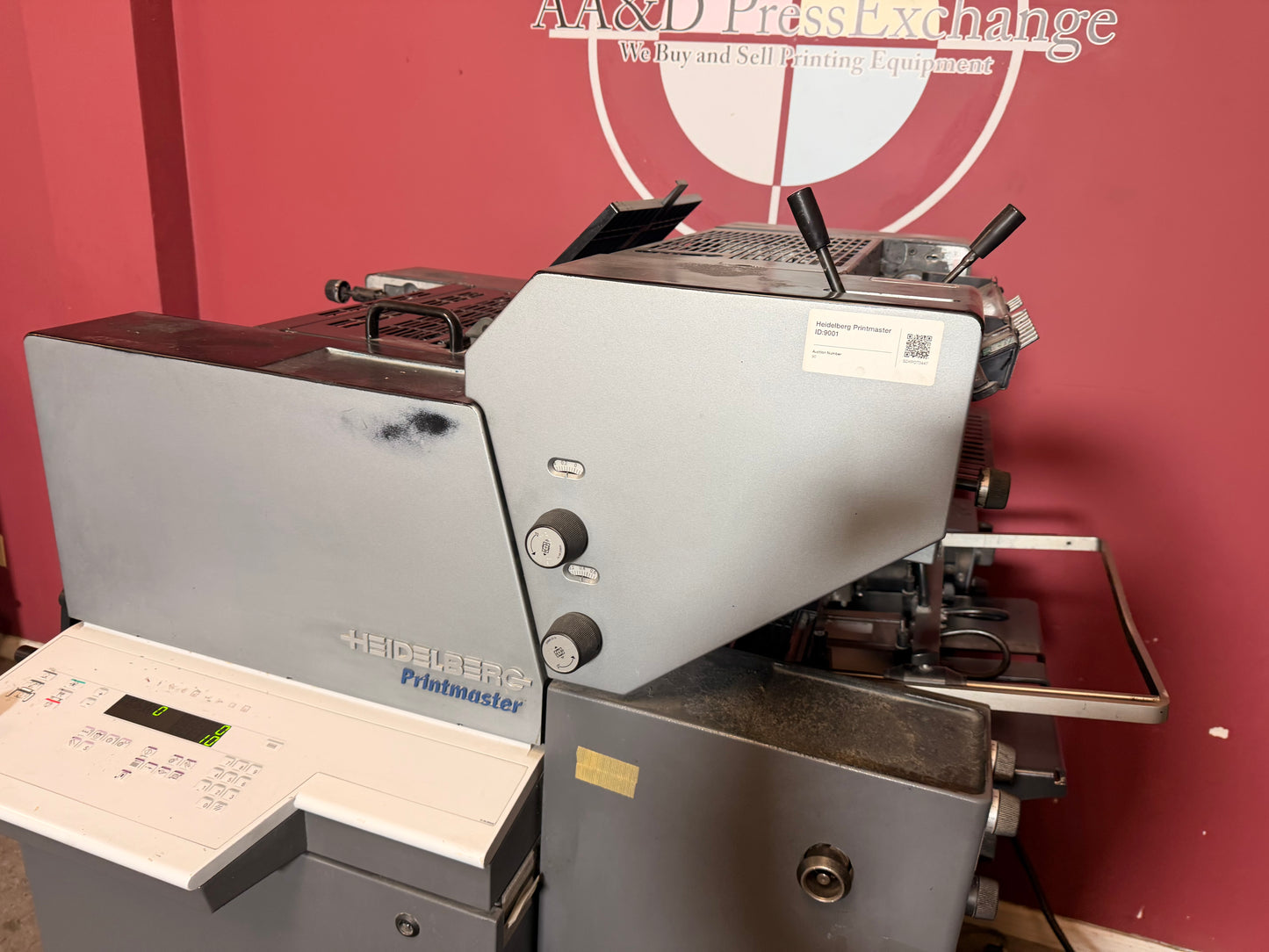 Used Heidelberg Printmaster QM 46-2 printing press for sale operator station view