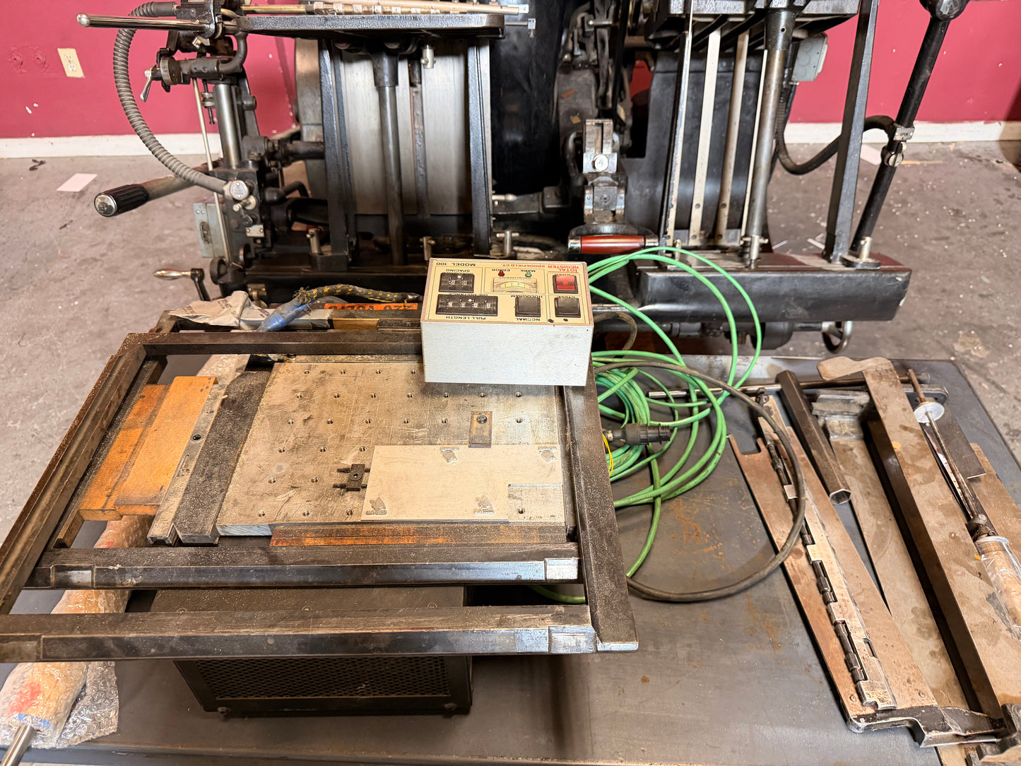 Used Heidelberg Windmill Letterpress 13x18 with Foil Stamping precision registration system detail