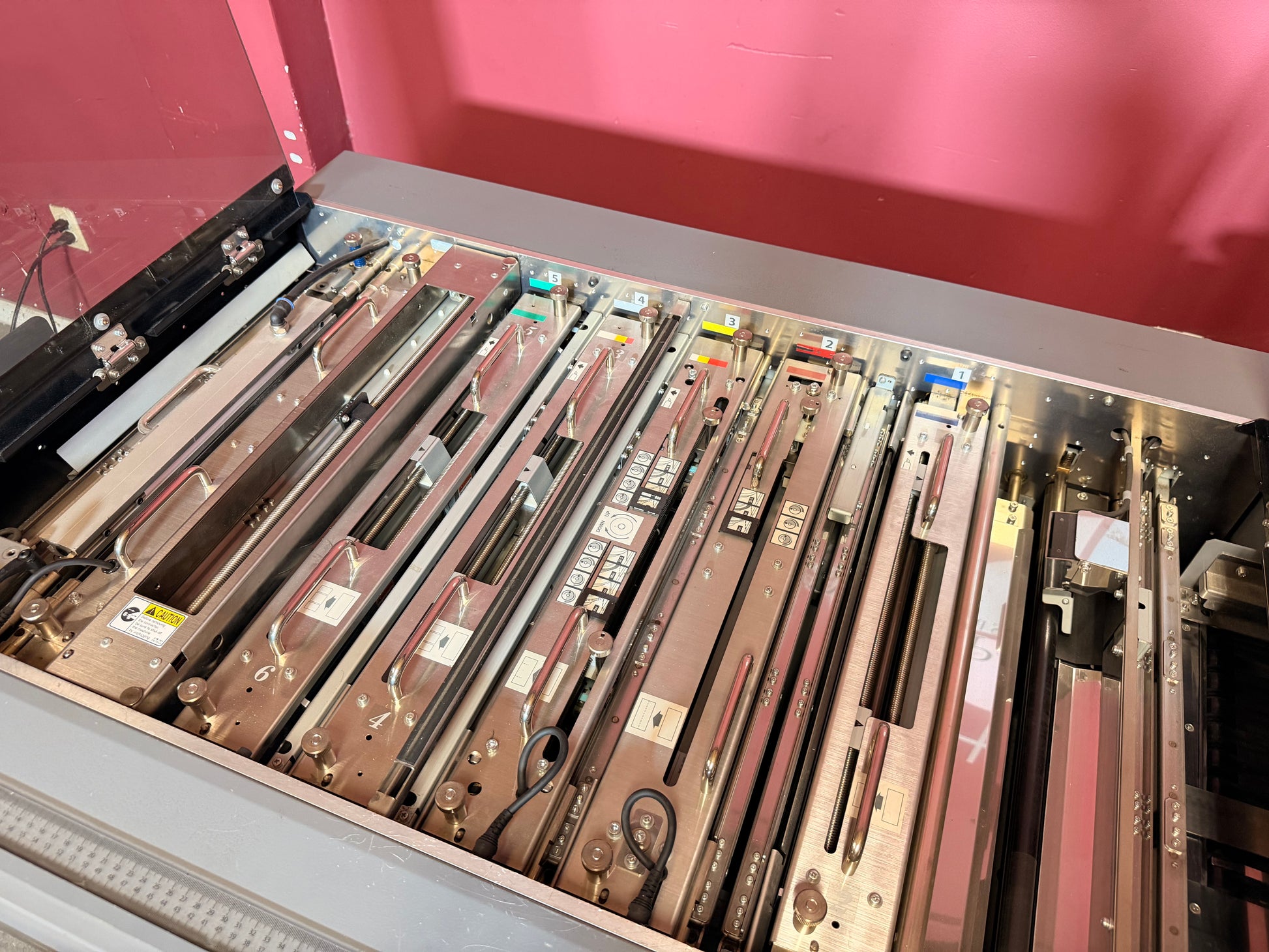 Used Duplo DC-746 Slitter Cutter Creaser paper path handling 110 to 350 gsm stock