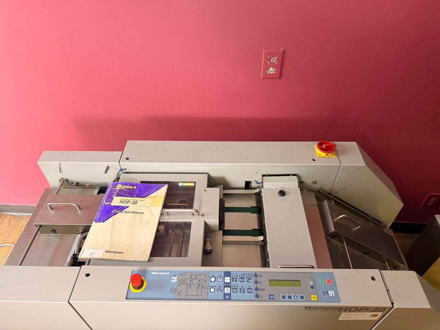Used Horizon HOF-30 High Speed Off-Line Feeder industrial digital print finishing feeder