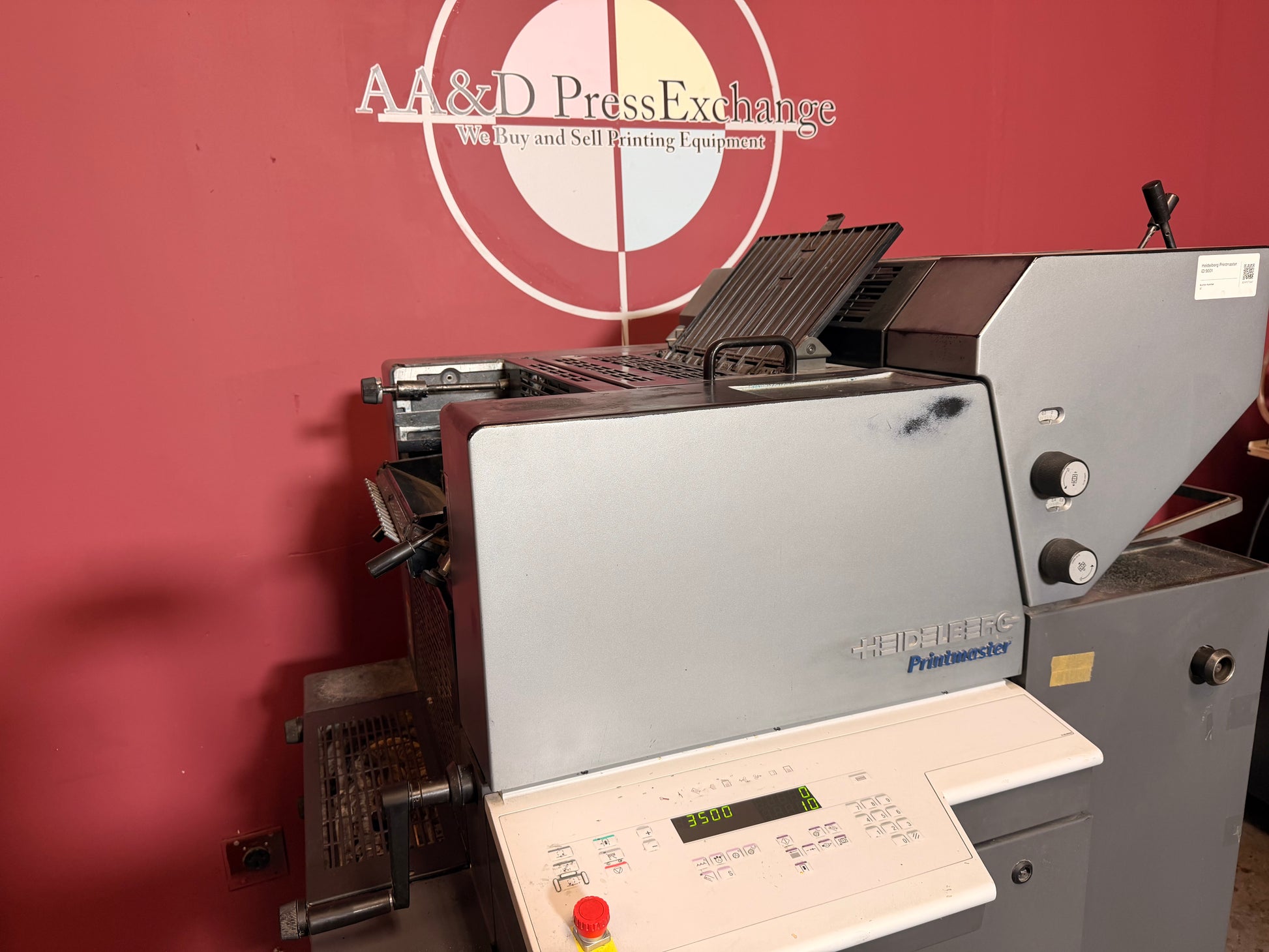 Used Heidelberg Printmaster QM 46-2 sheetfed press for sale delivery end view